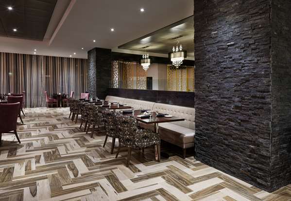 Restaurant - DoubleTree by Hilton Hotel Orlando