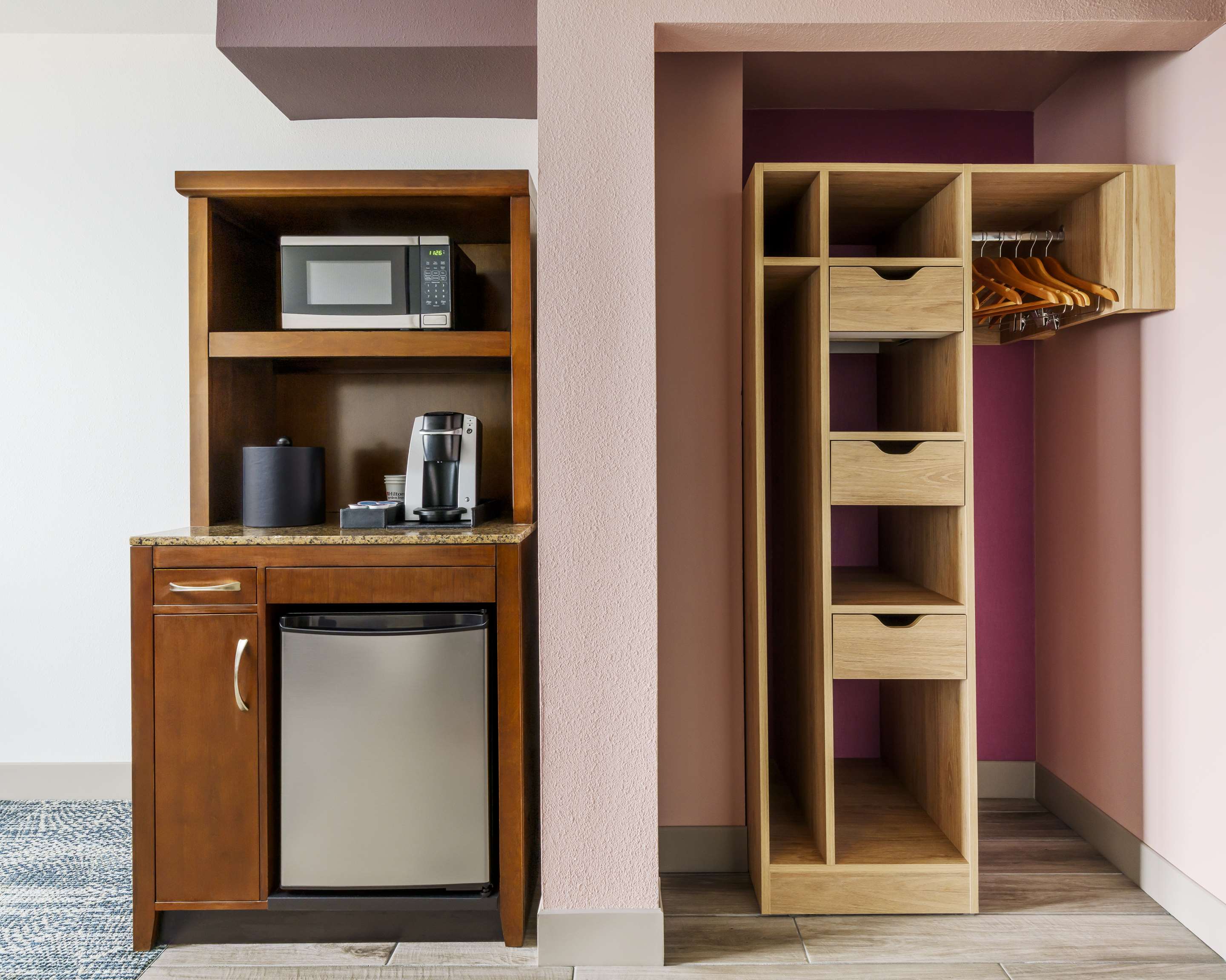 Guest room
