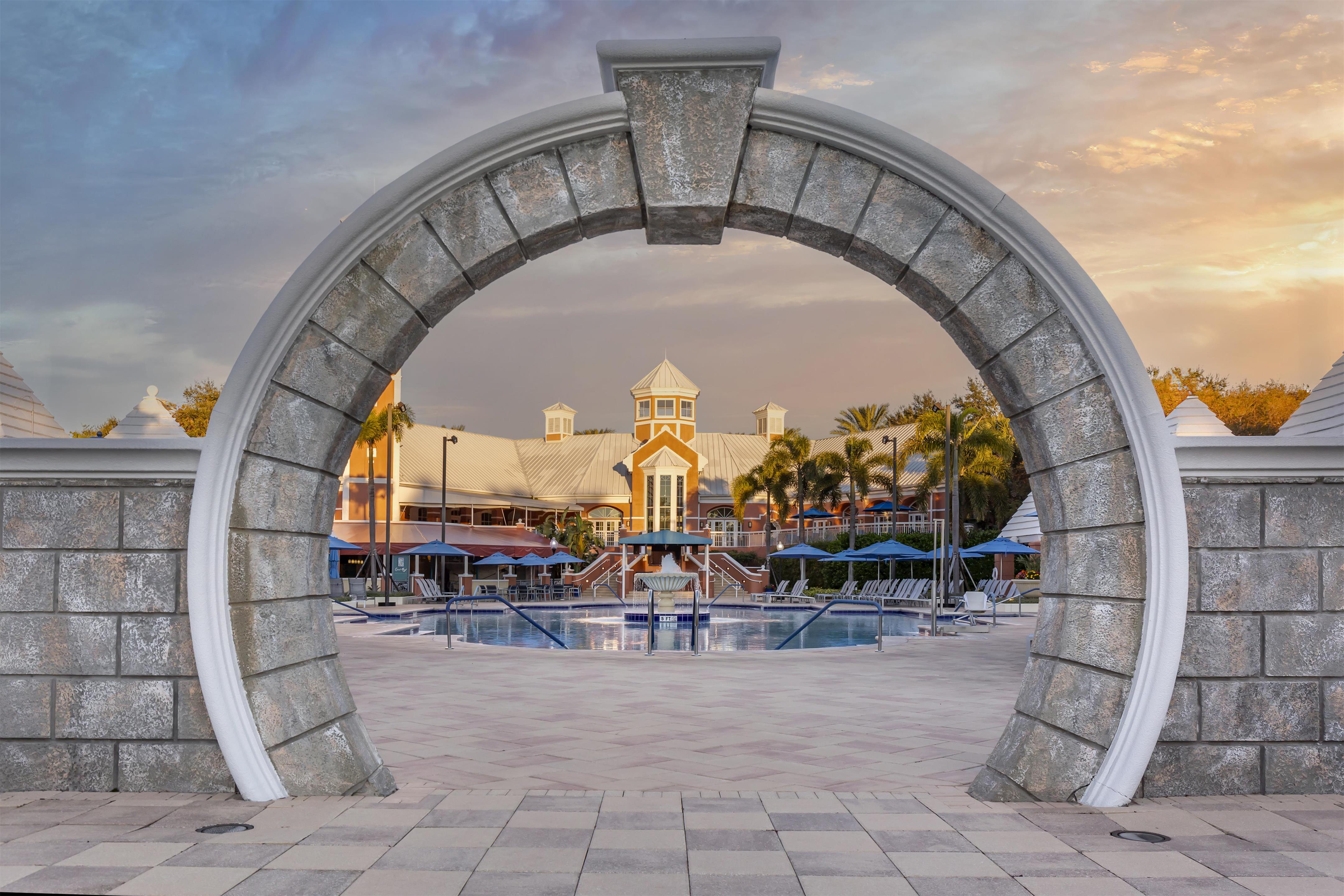 Pool | Hilton Grand Vacations Club SeaWorld® Orlando