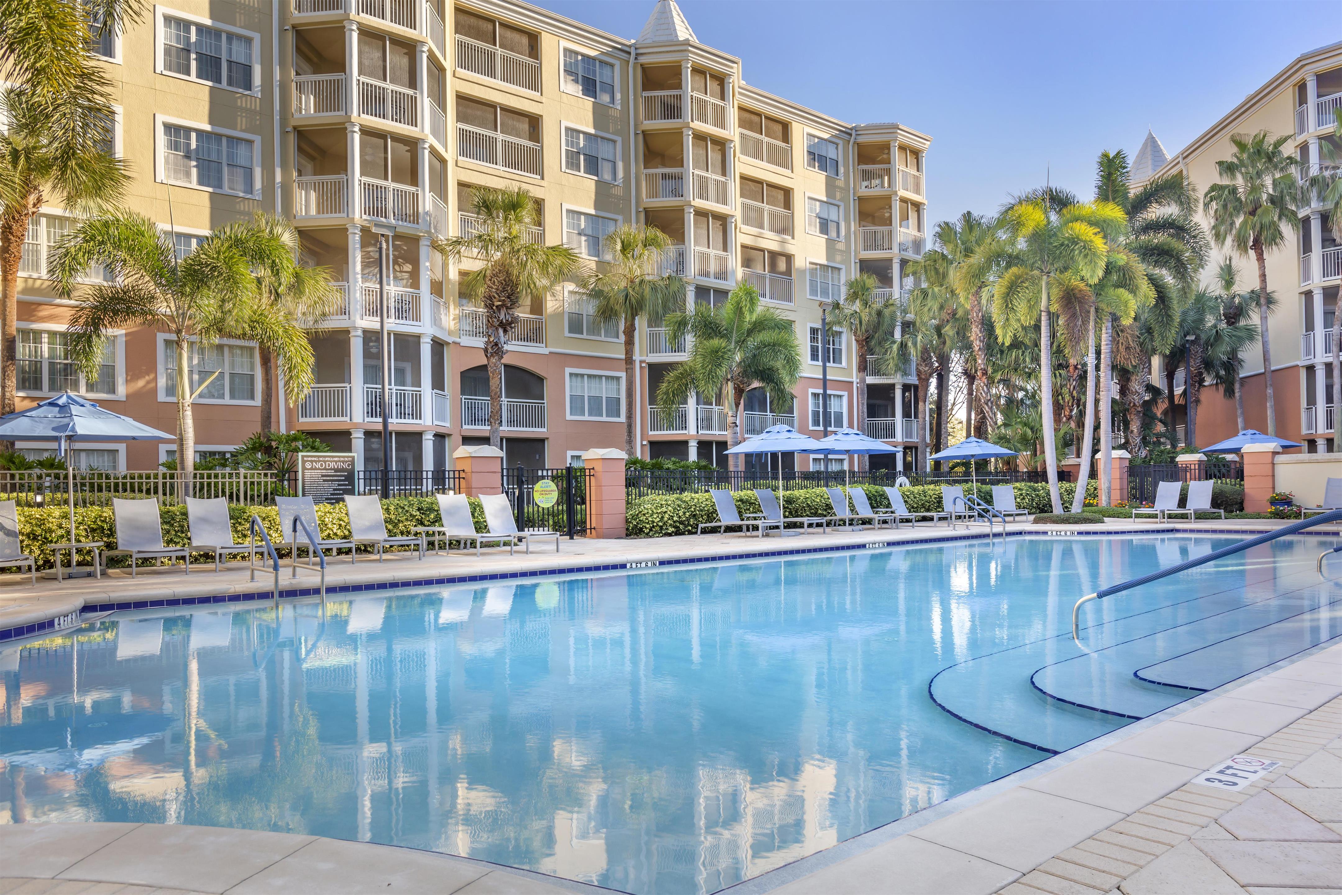 Pool | Hilton Grand Vacations Club SeaWorld® Orlando