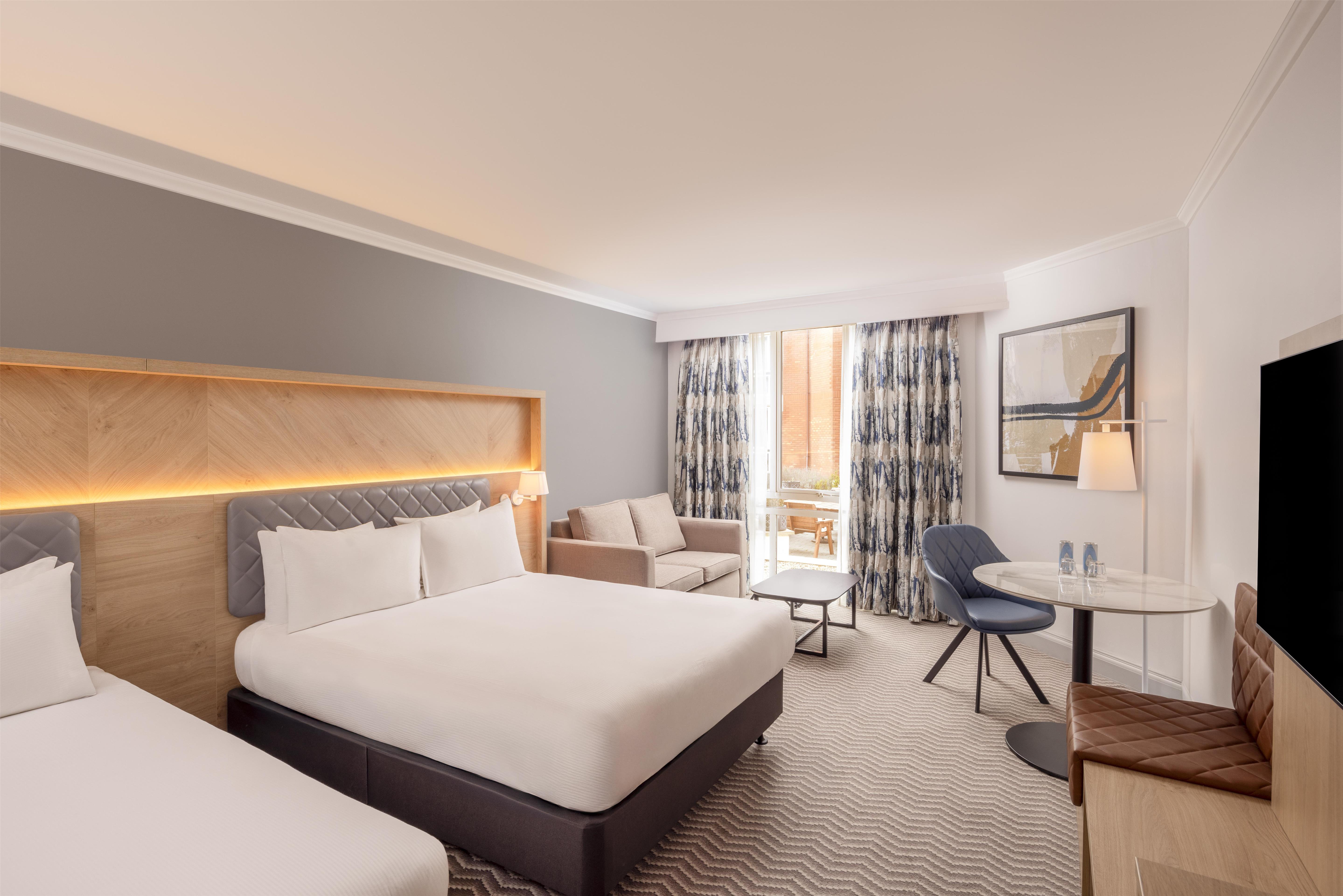 Hilton Northampton Hotel Room Type - FAMILY ROOM WITH SOFA BED