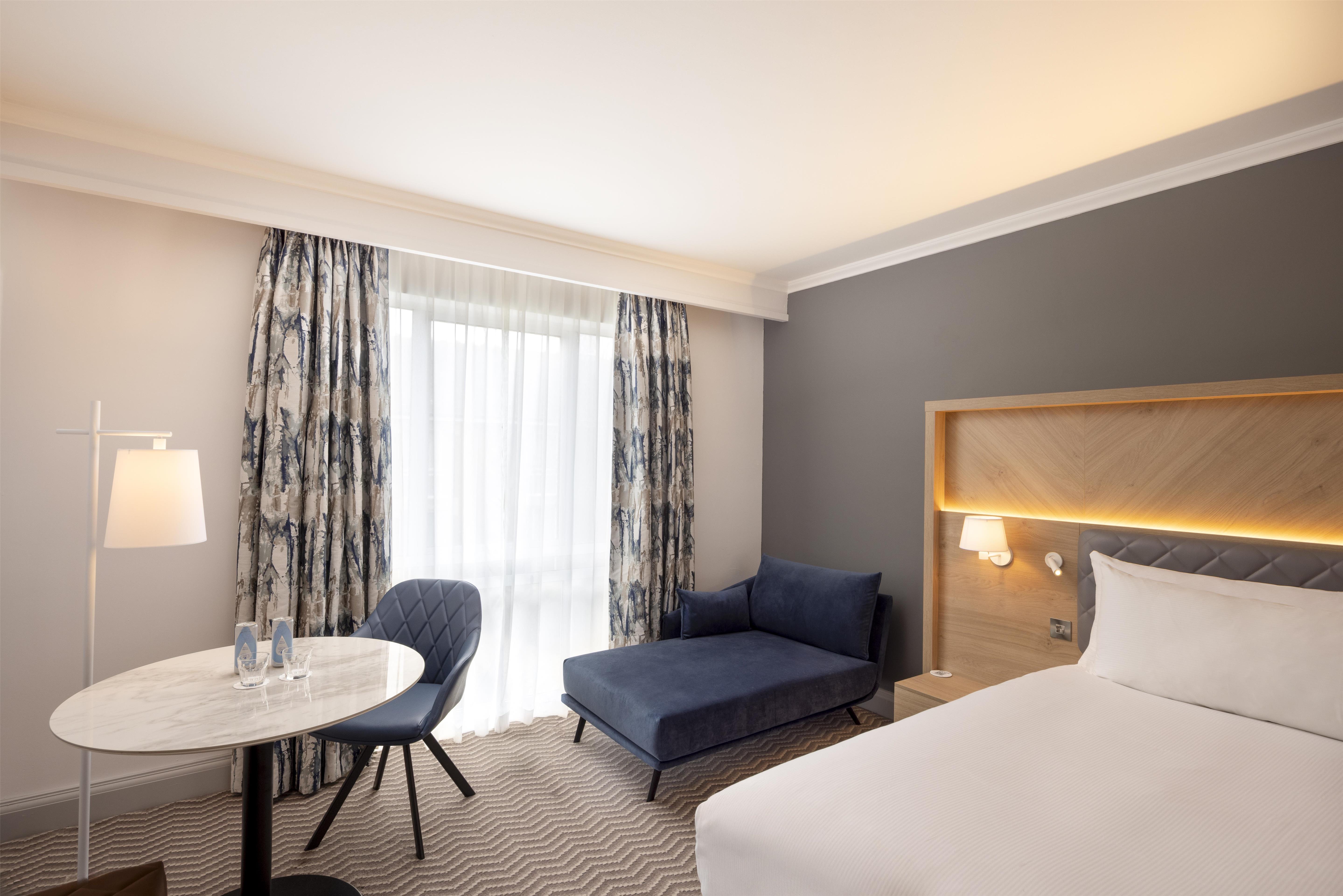Hilton Northampton Hotel Room Type - KING DLX W  WELLNESS GIFT