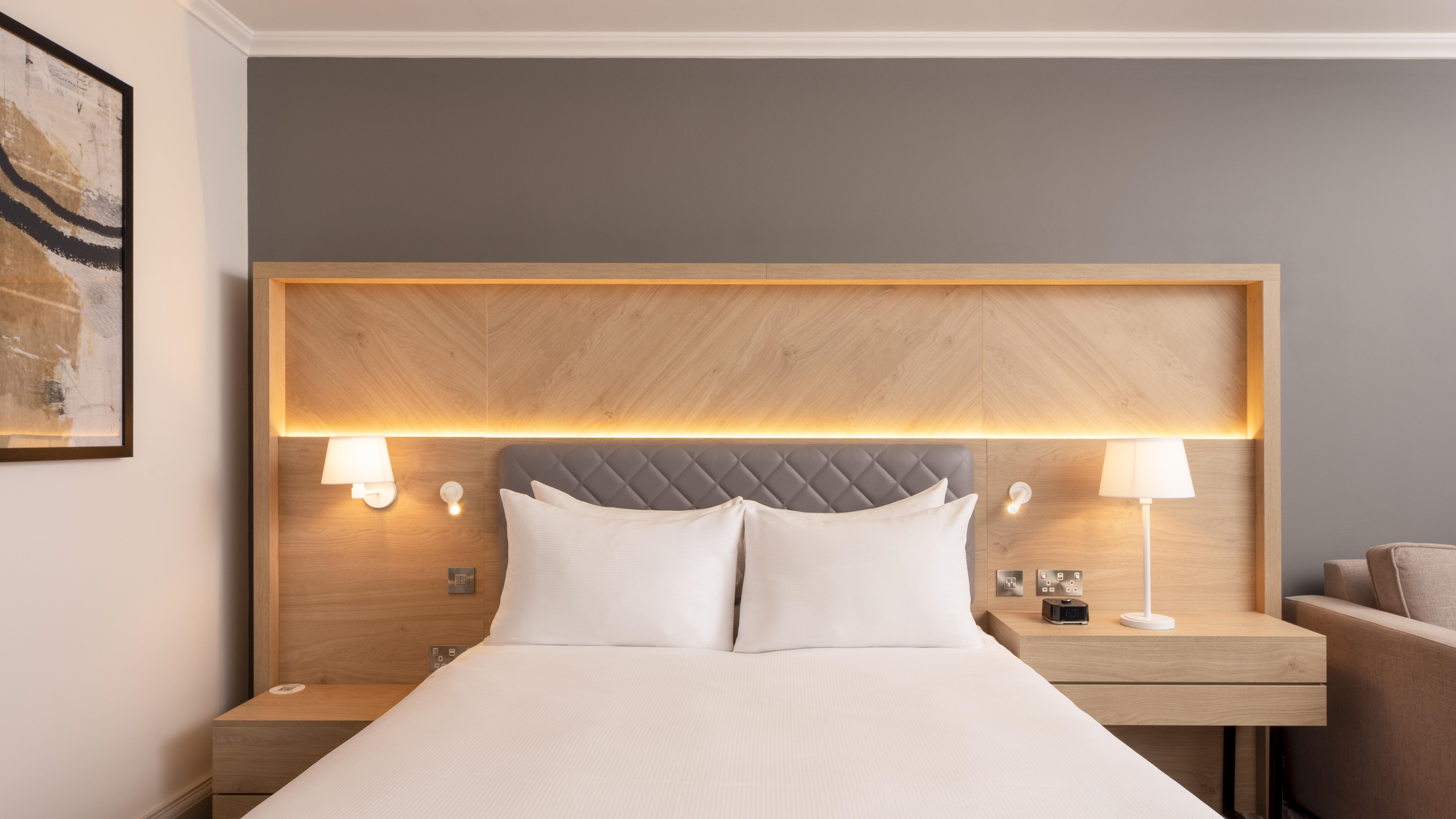 Hilton Northampton Hotel Room Type - DOUBLE WITH SOFA BED