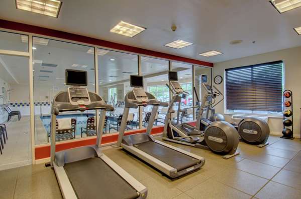 Fitness/ Exercise Room - Hilton Garden Inn Norwalk