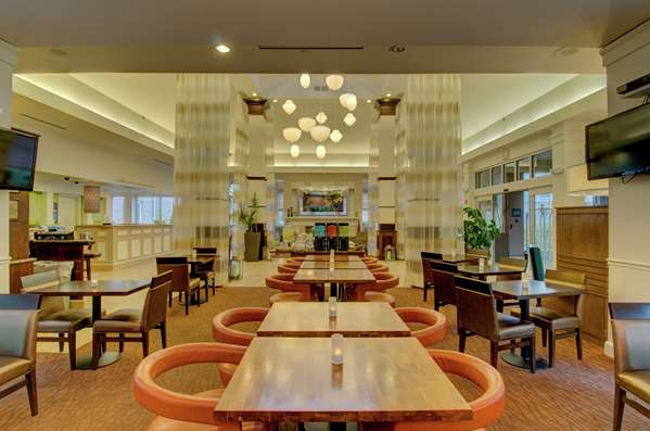 Restaurant - Hilton Garden Inn Norwalk