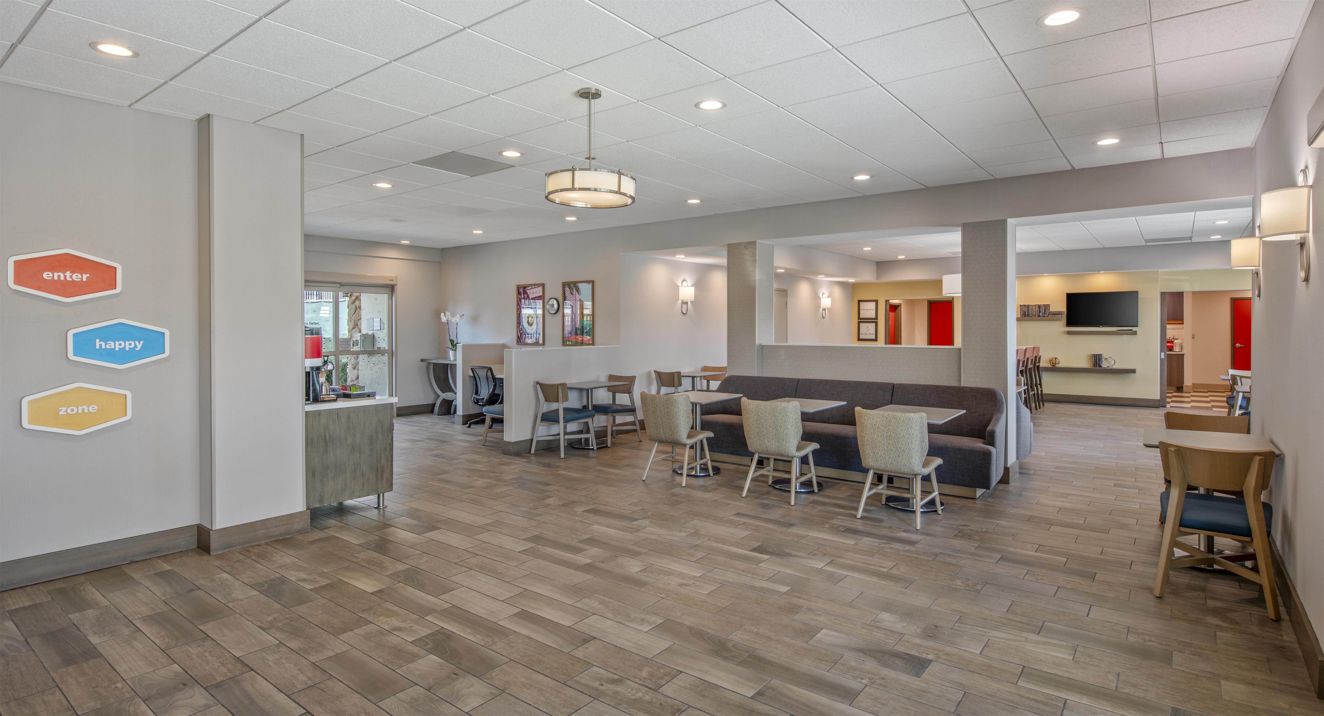 Lobby | Hampton Inn Channel Islands Harbor/Oxnard
