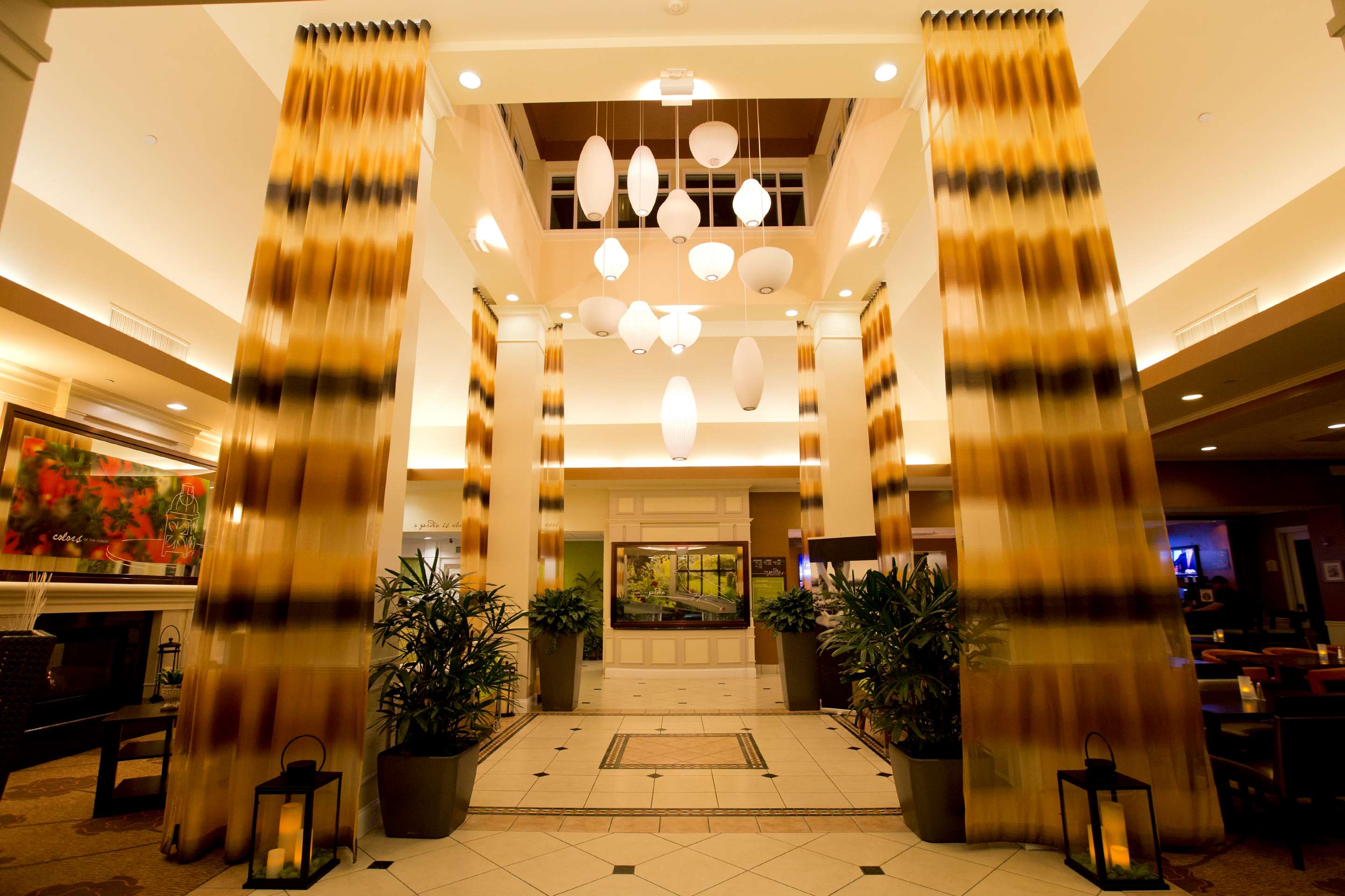 Reception | Hilton Garden Inn Oxnard/Camarillo