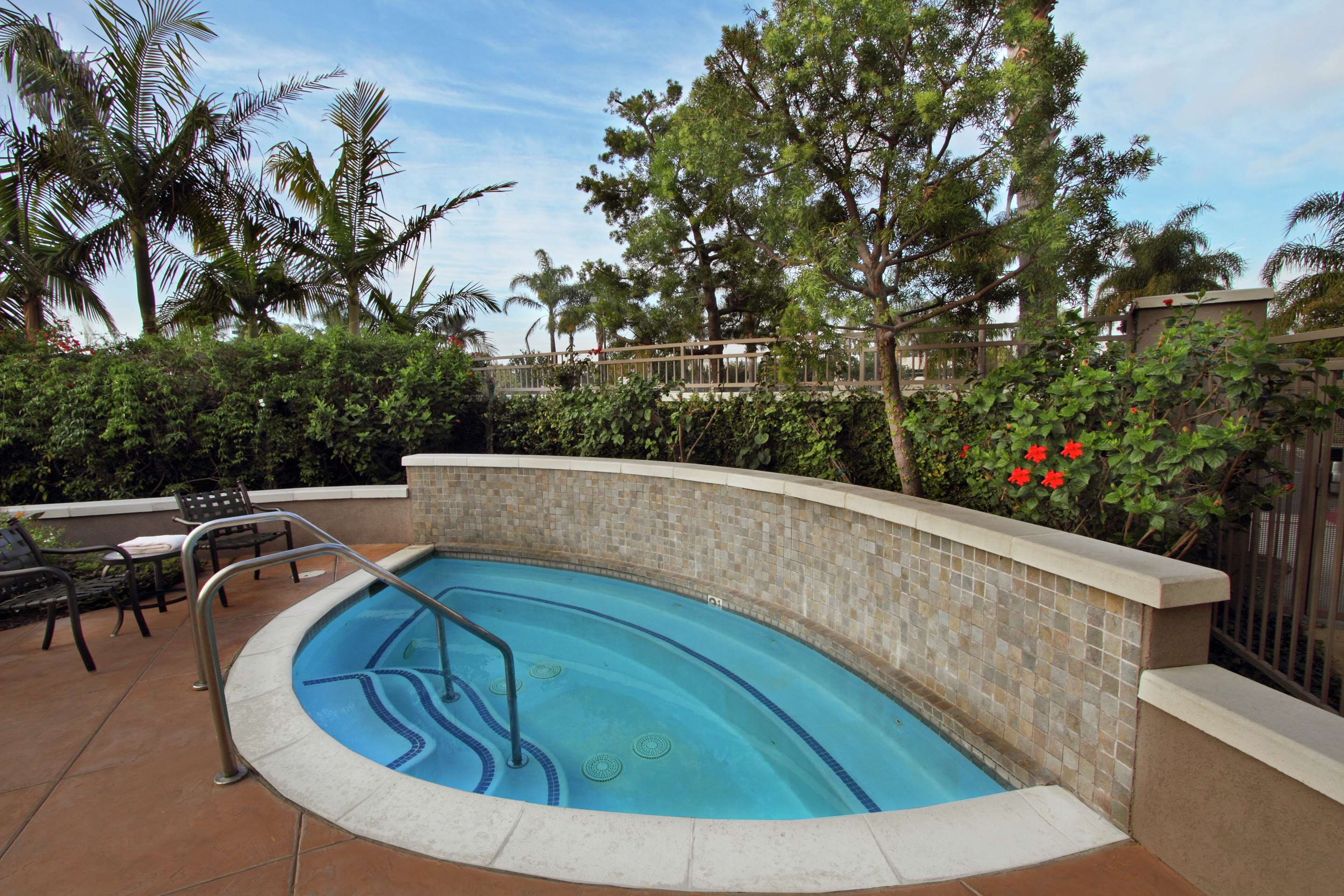 Spa | Hilton Garden Inn Oxnard/Camarillo