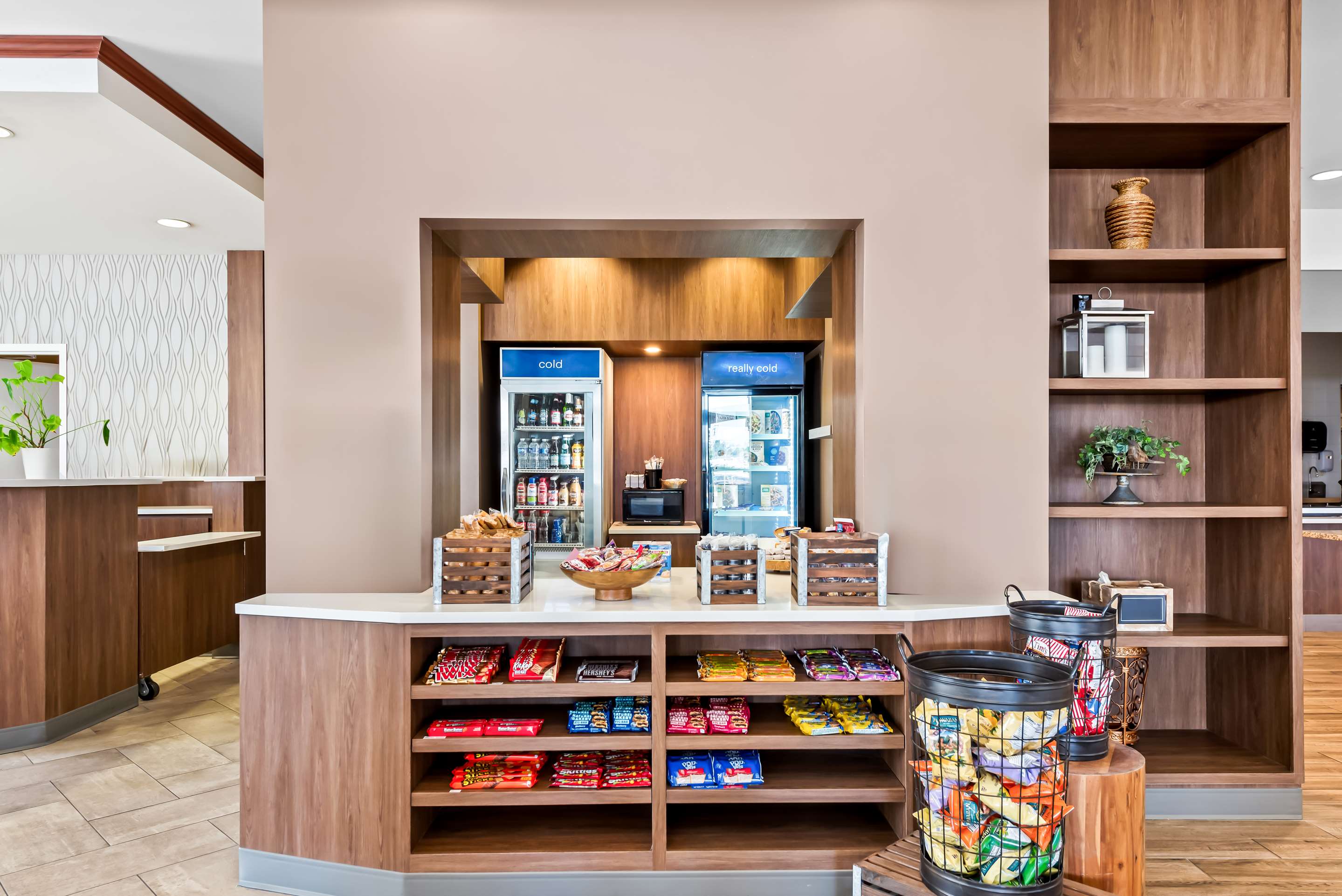 Restaurant | Hilton Garden Inn Seattle North/Everett