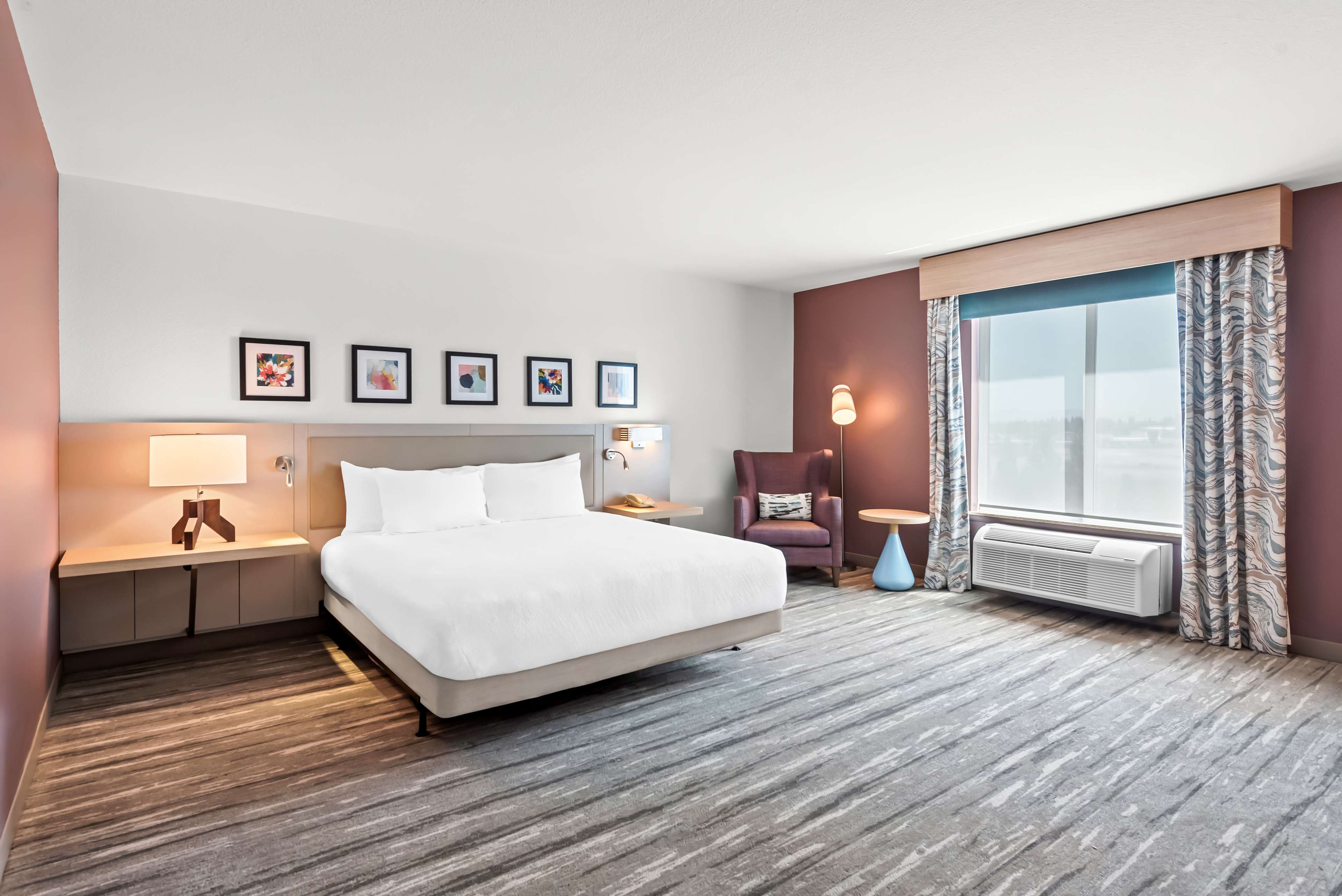 Hilton Garden Inn Seattle North/Everett Room Type - 1 KING ACC RM ROLLIN SHWR