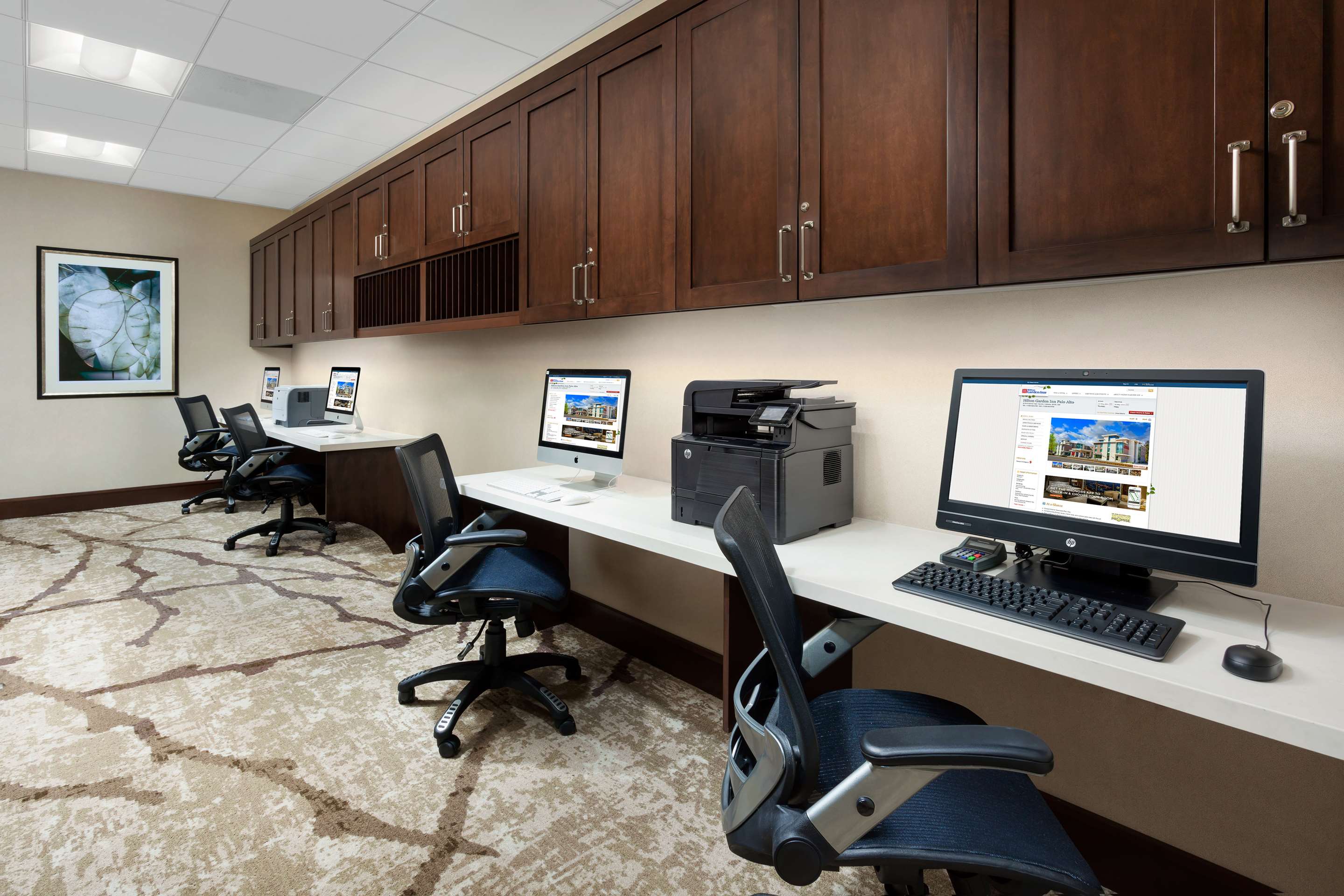 Business Center | Hilton Garden Inn Palo Alto
