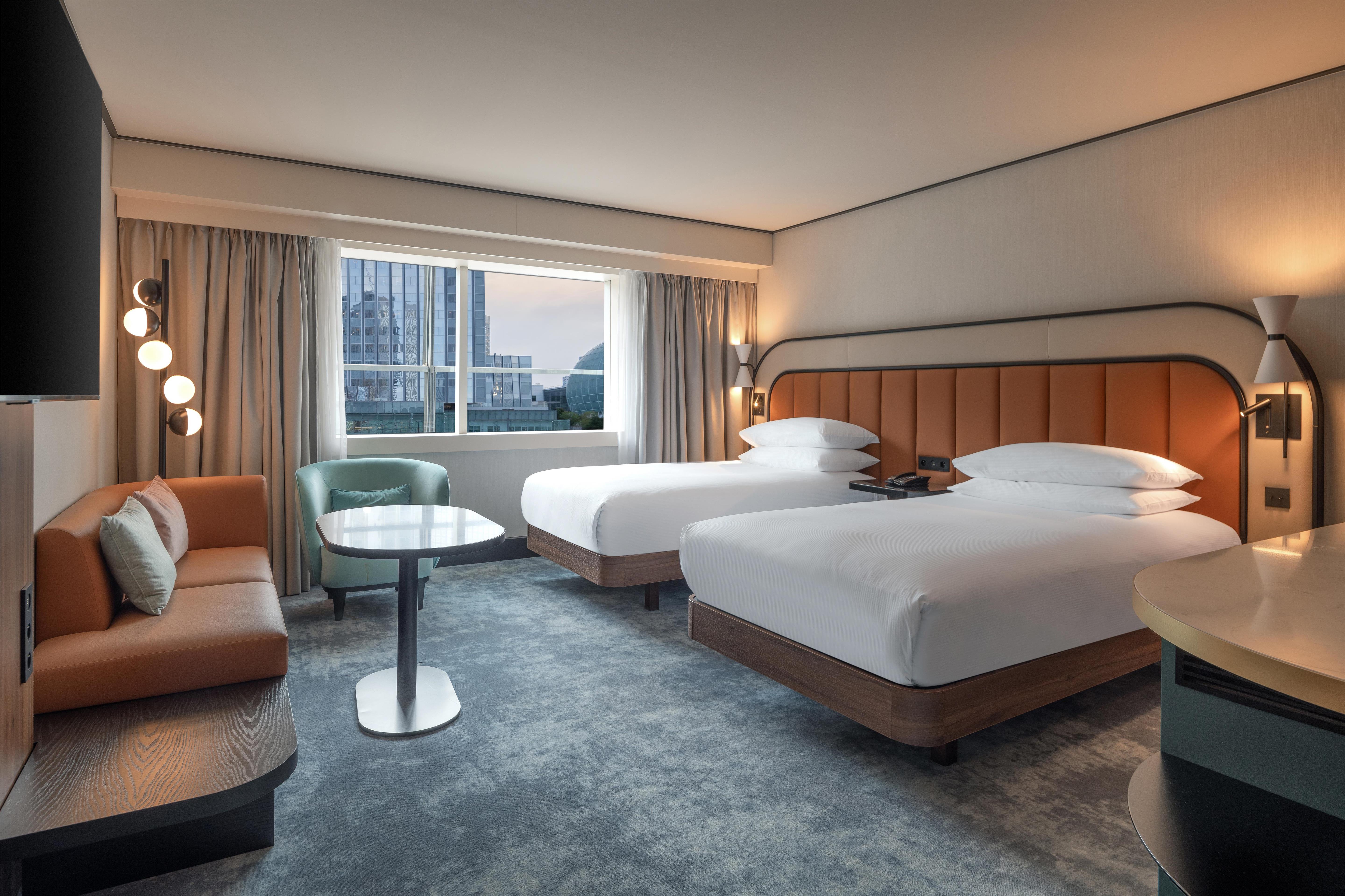 Hilton Paris La Defense Hotel Room Type - TWIN DELUXE ROOM
