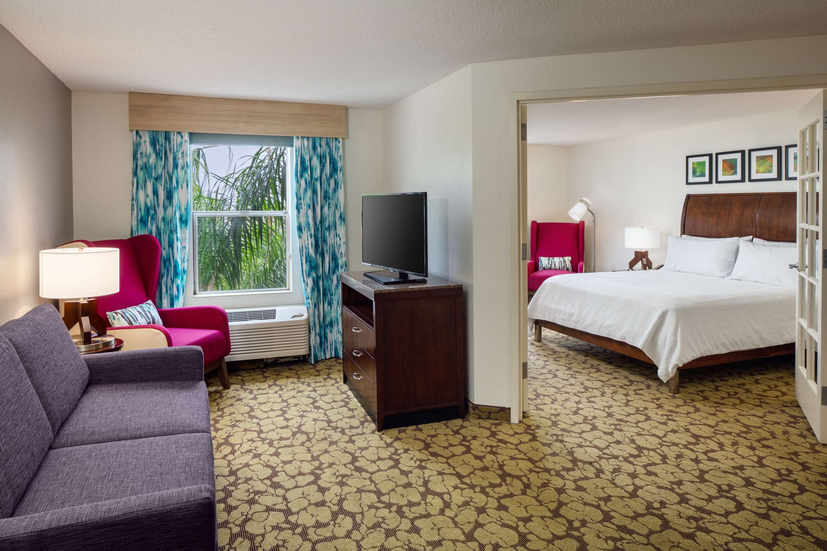 Guest room
