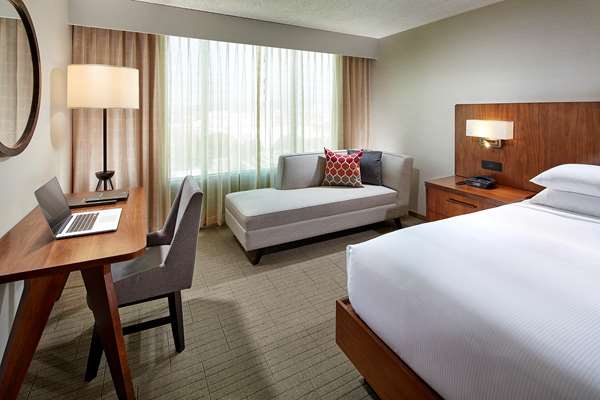  - Hilton Hotel Pasadena