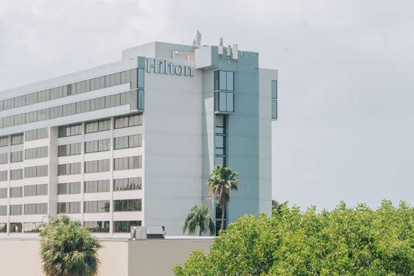 Exterior view - Hilton Hotel Airport West Palm Beach - I-95, Exit 68