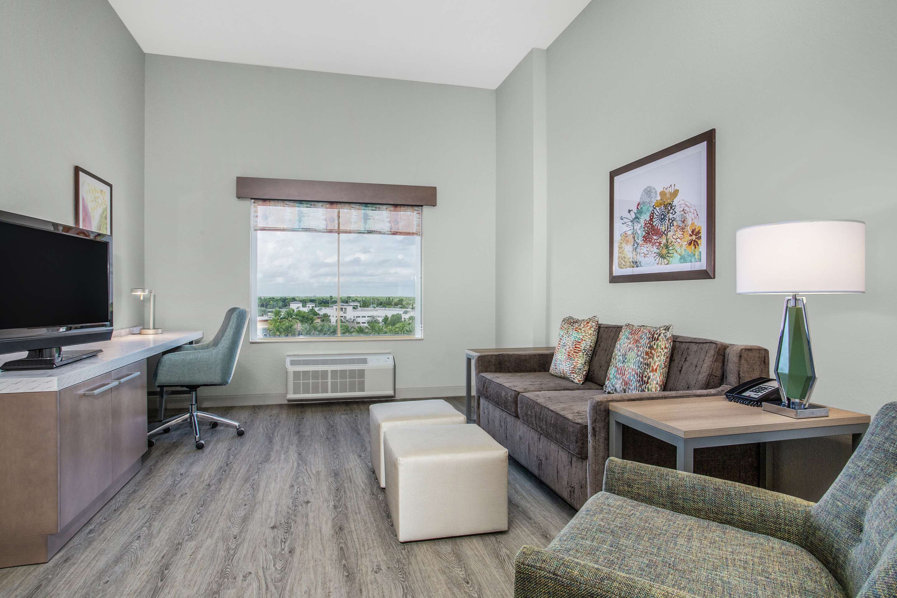Guest room