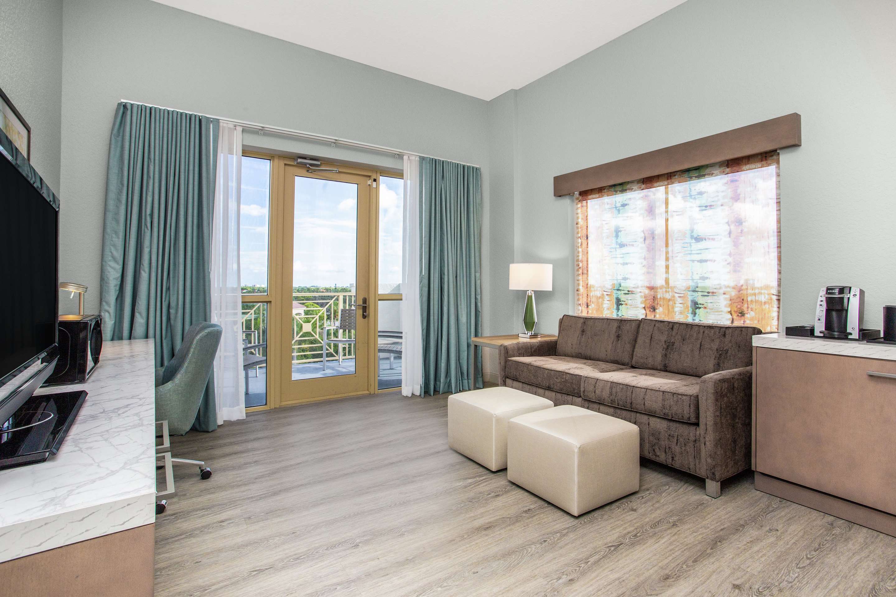 Guest room