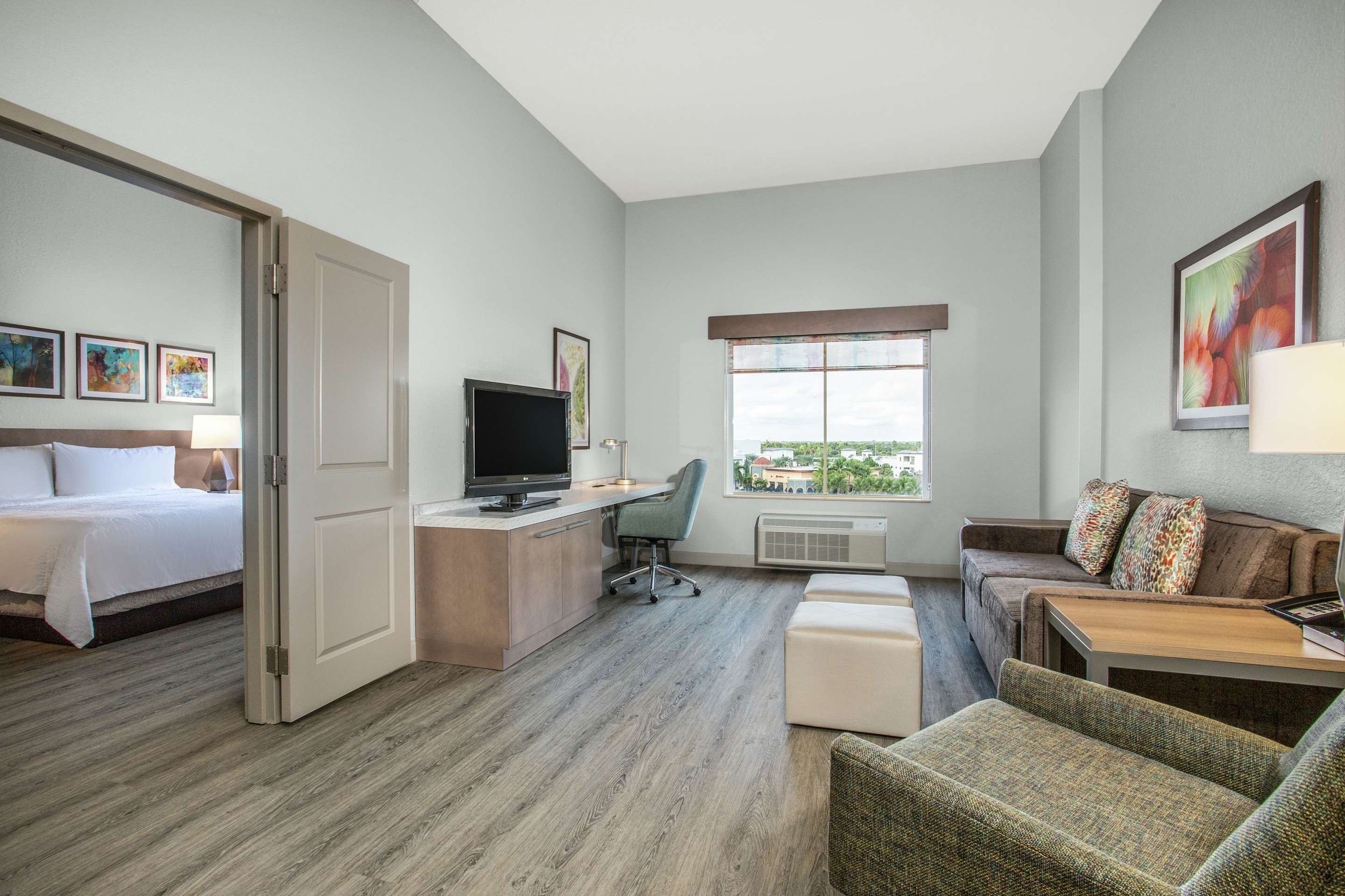 Guest room