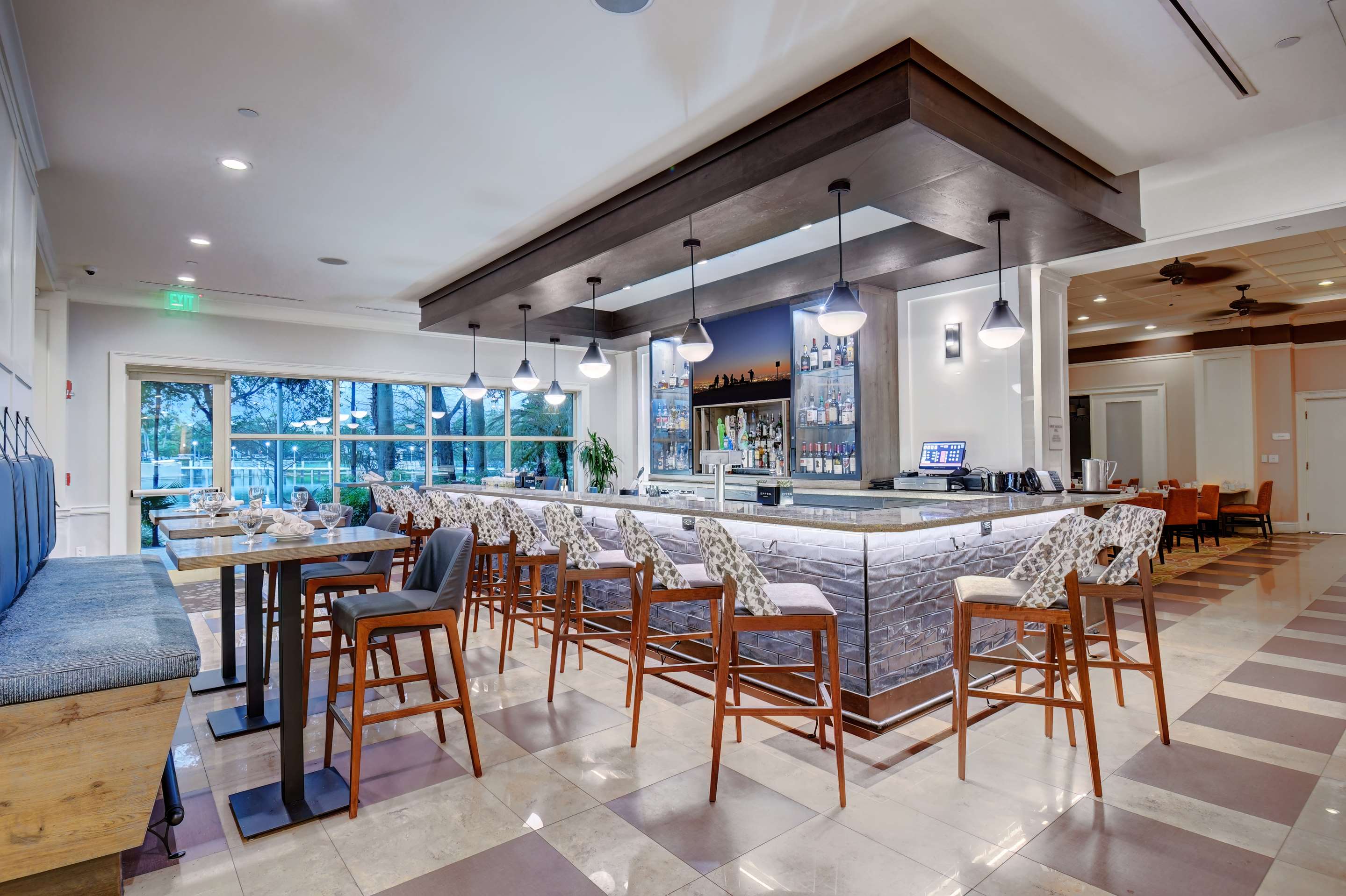 BarLounge | Hilton Garden Inn Palm Beach Gardens