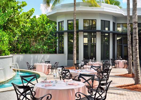Exterior view - DoubleTree by Hilton Palm Beach Gardens - I-95, Exit 79
