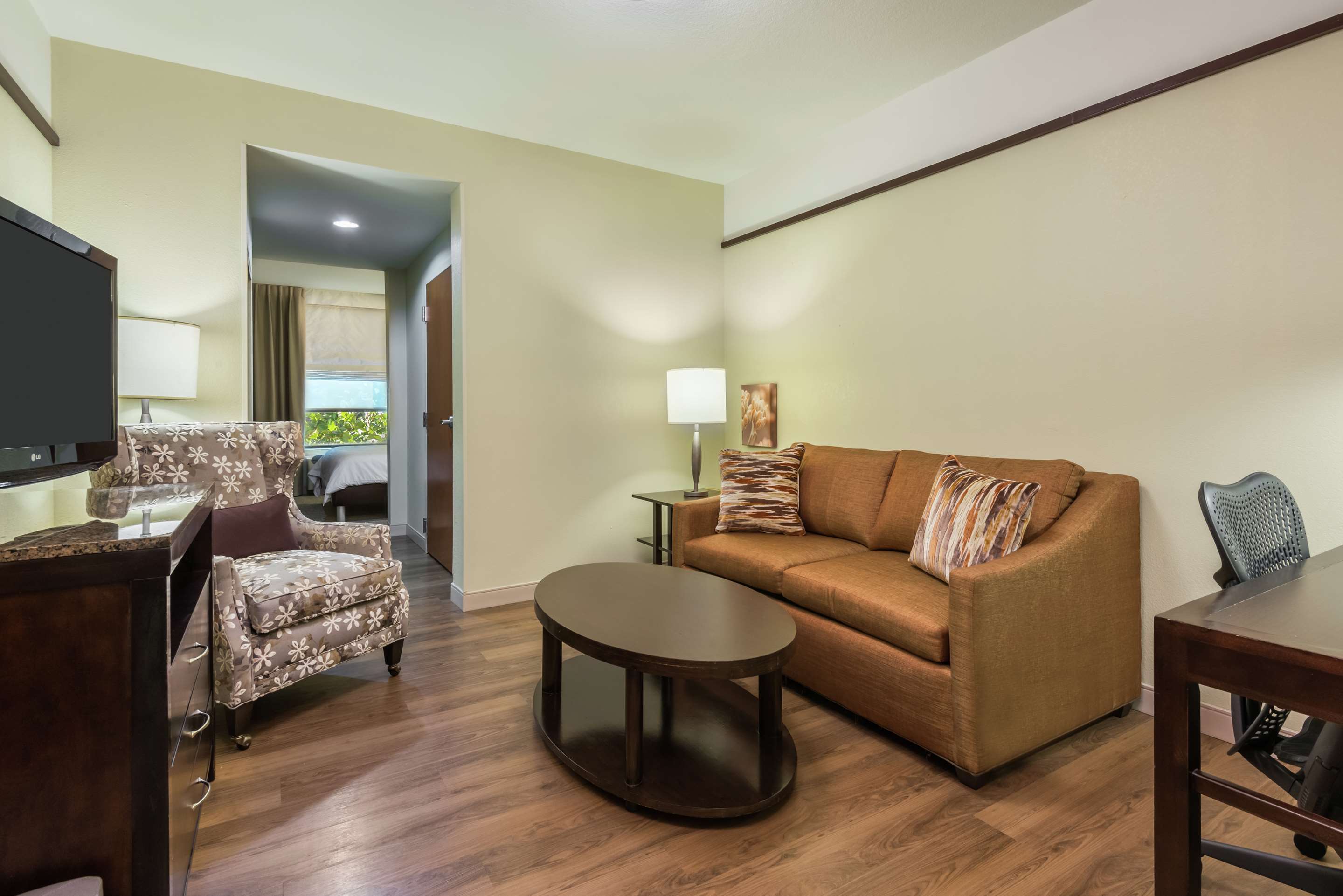 Guest room