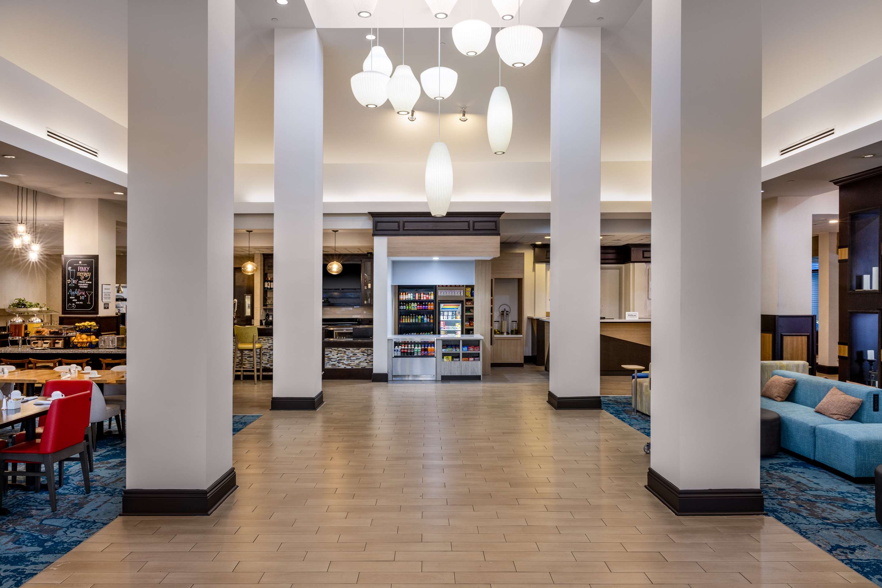 Lobby | Hilton Garden Inn West Palm Beach Airport