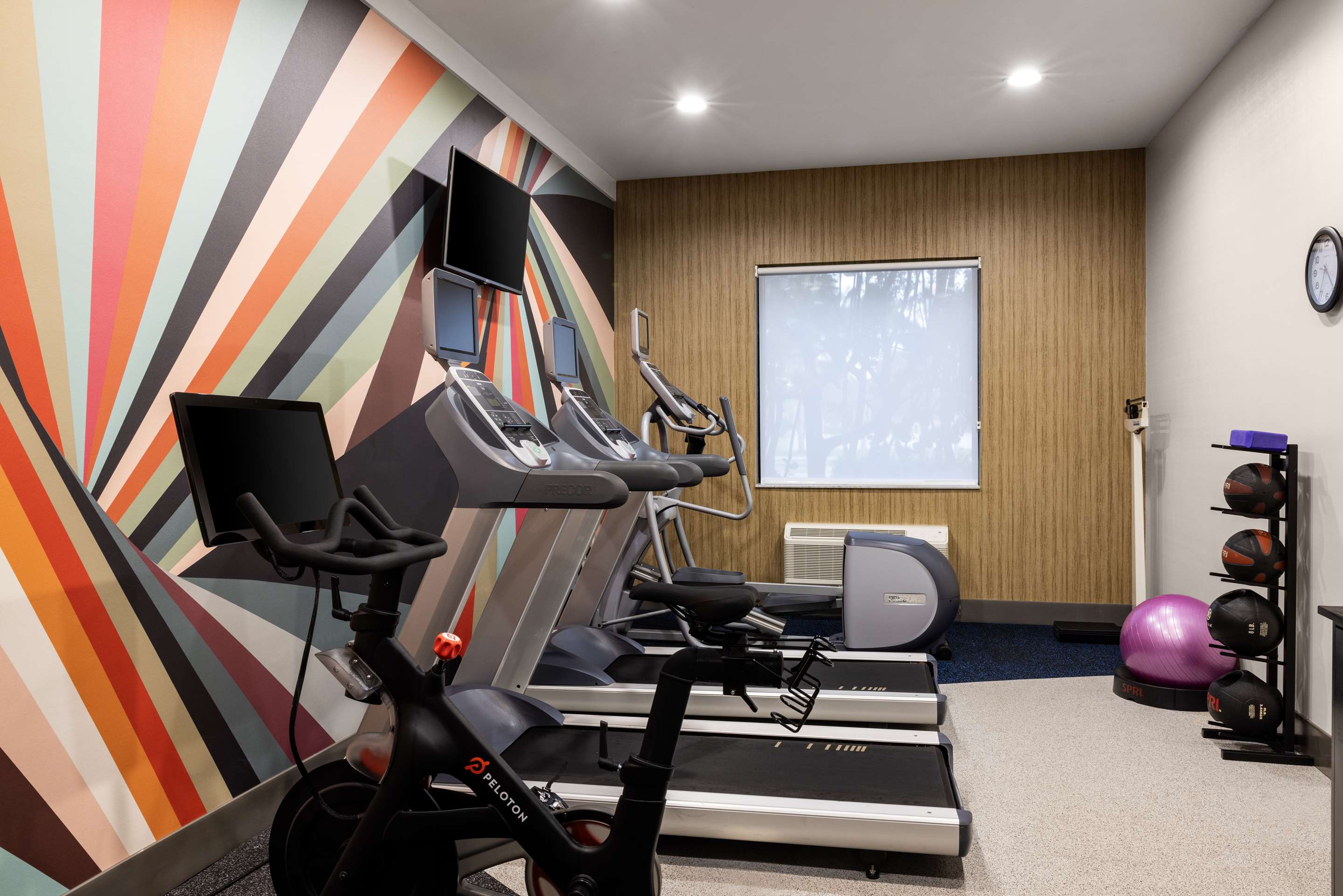 Health club fitness center gym | Hilton Garden Inn West Palm Beach Airport