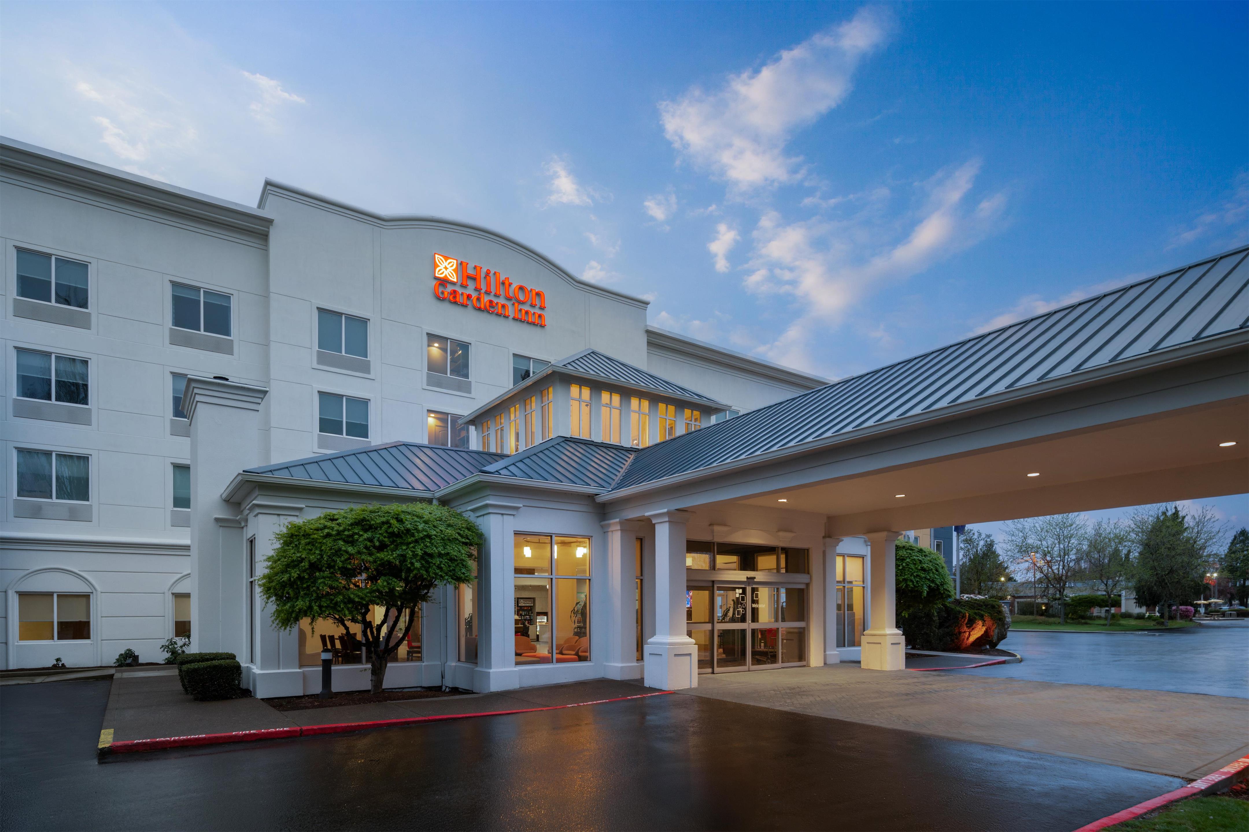 Exterior | Hilton Garden Inn Portland Airport