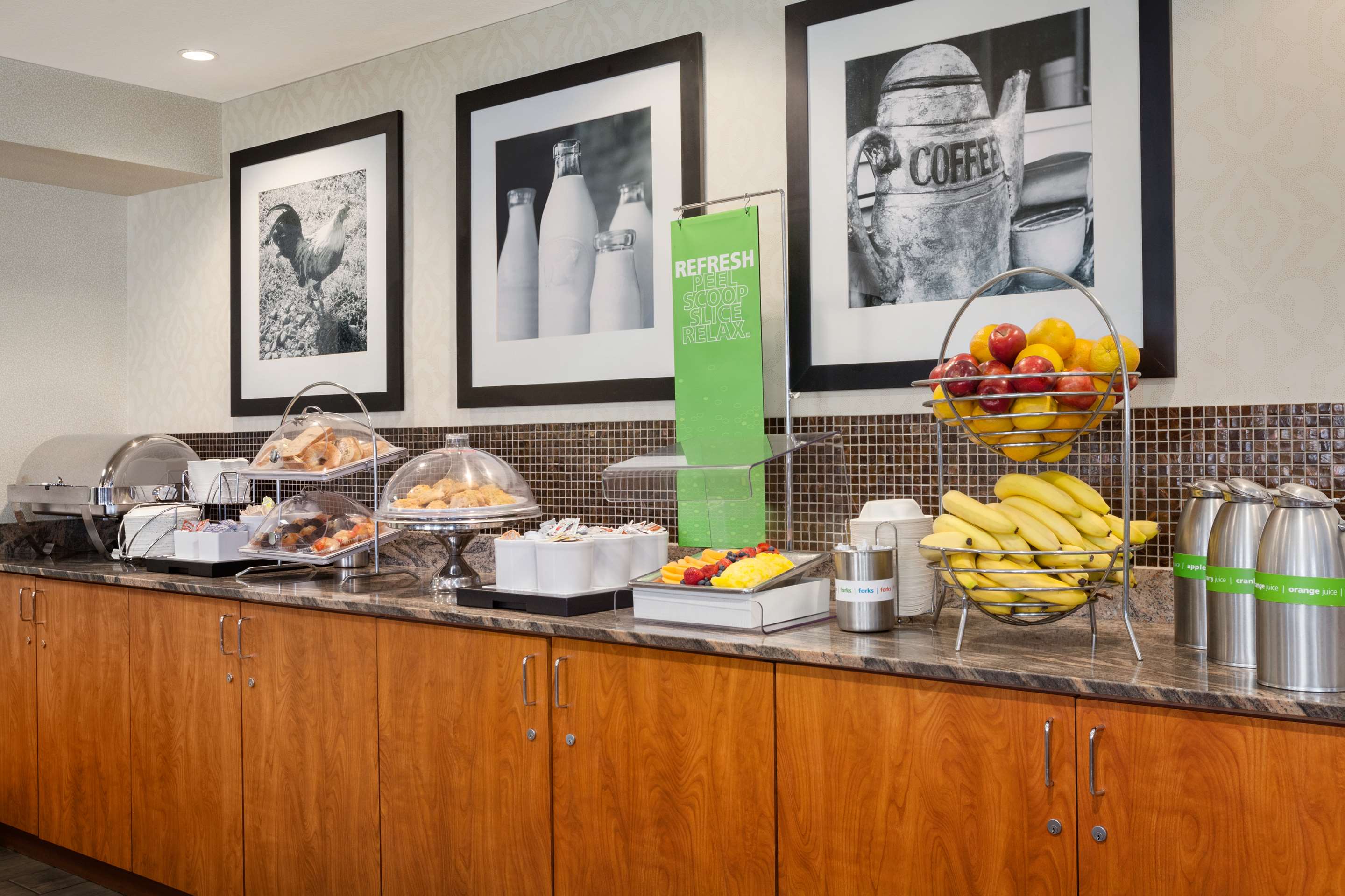 Restaurant | Hampton Inn Clackamas