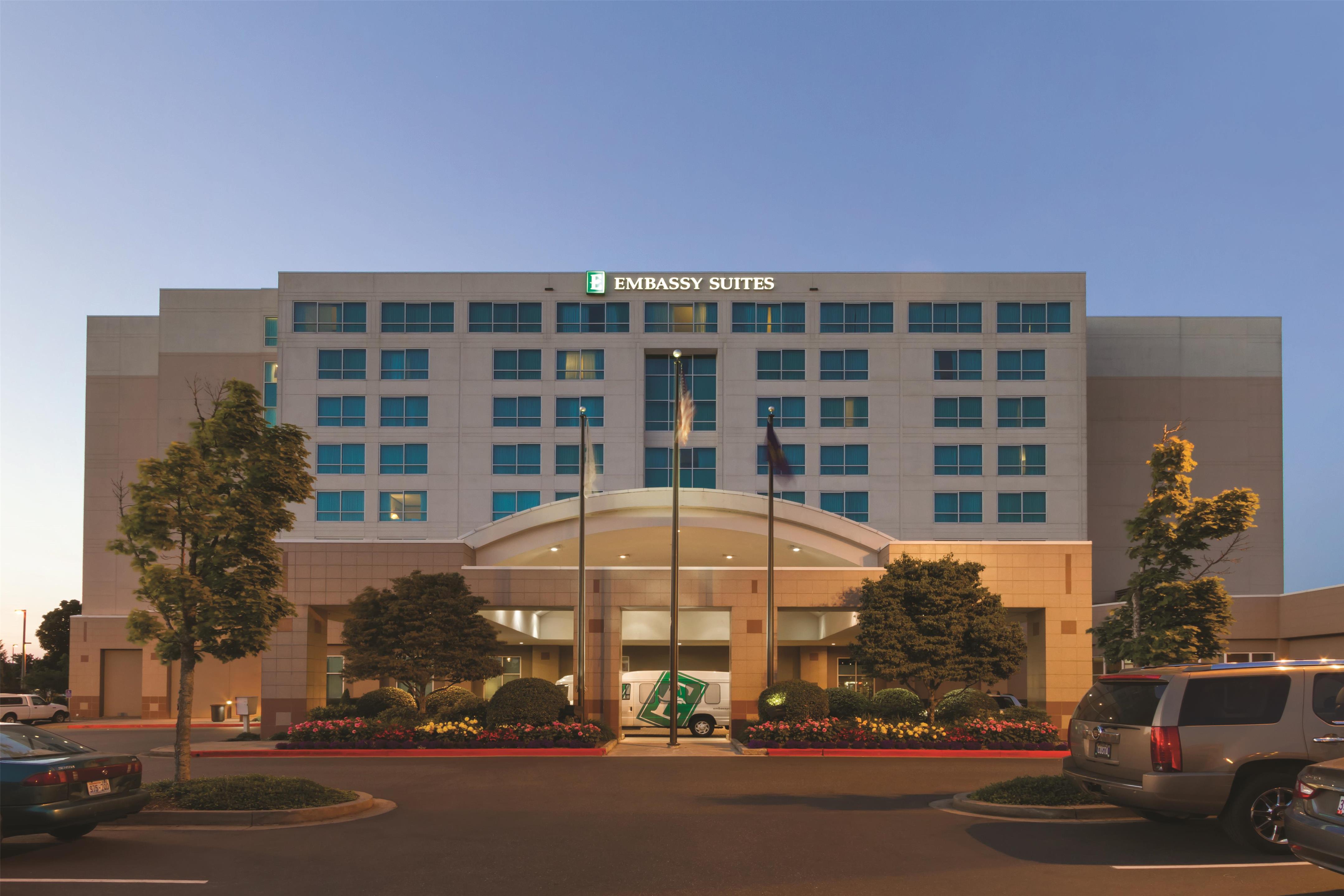 Exterior | Embassy Suites by Hilton Portland Airport