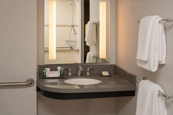  - Hilton Portland Downtown Hotel - I-405, Exit 2A