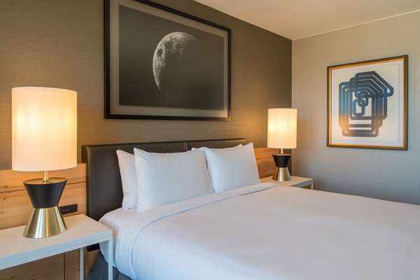  - Hilton Portland Downtown Hotel - I-405, Exit 2A