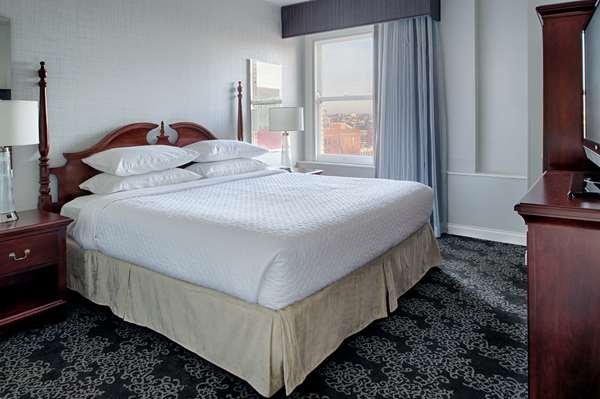  - Embassy Suites Downtown Portland - I-405, Exit 2A