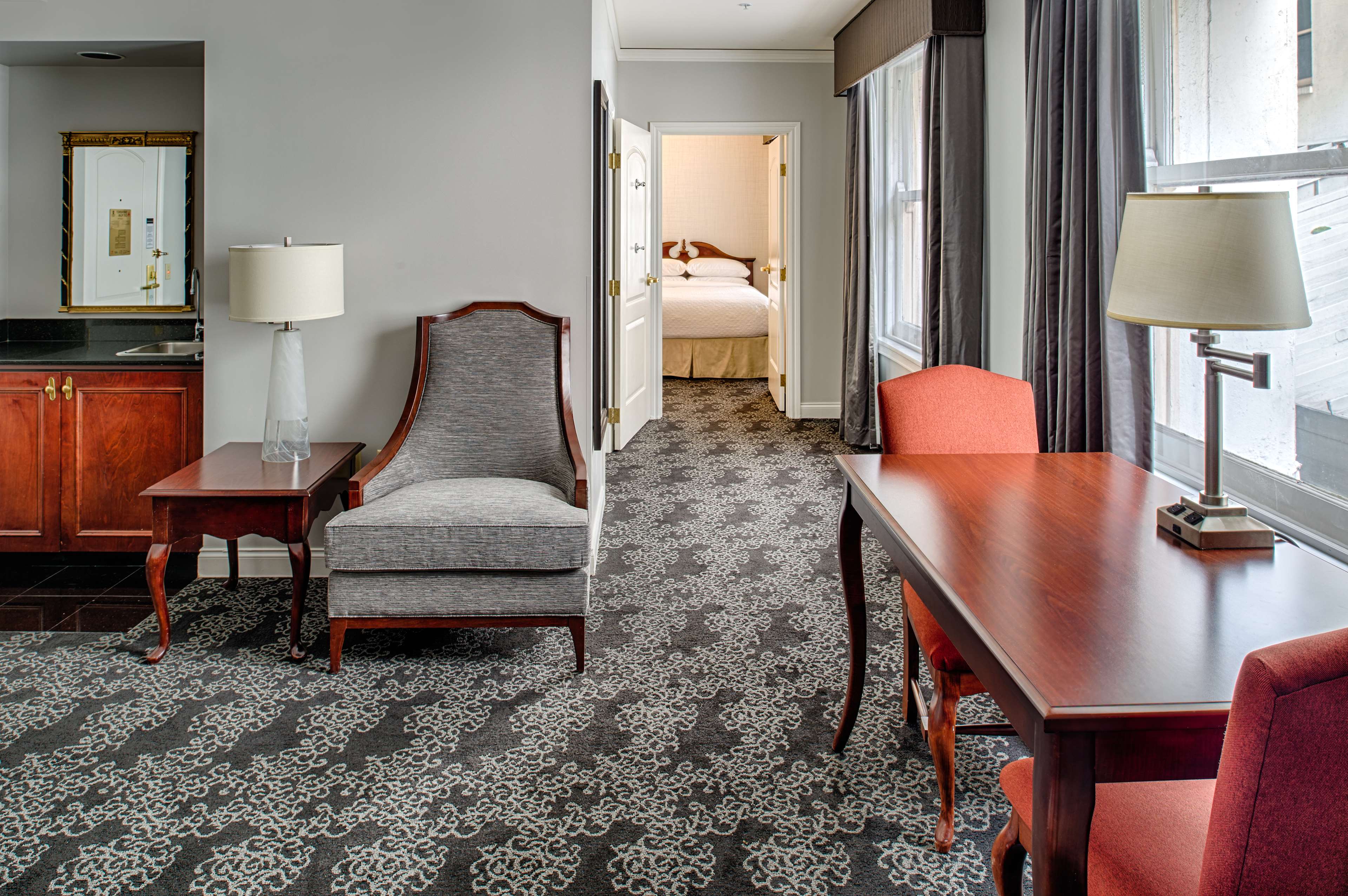 Embassy Suites by Hilton Portland Downtown Room Type - 2QUEENS ACCESS TUB HIGH FL