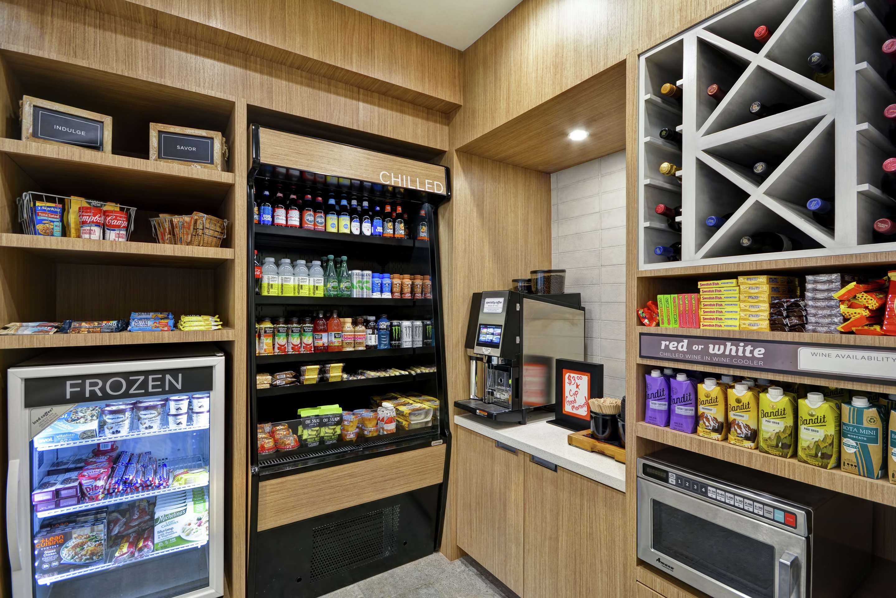 Restaurant | Hilton Garden Inn Panama City