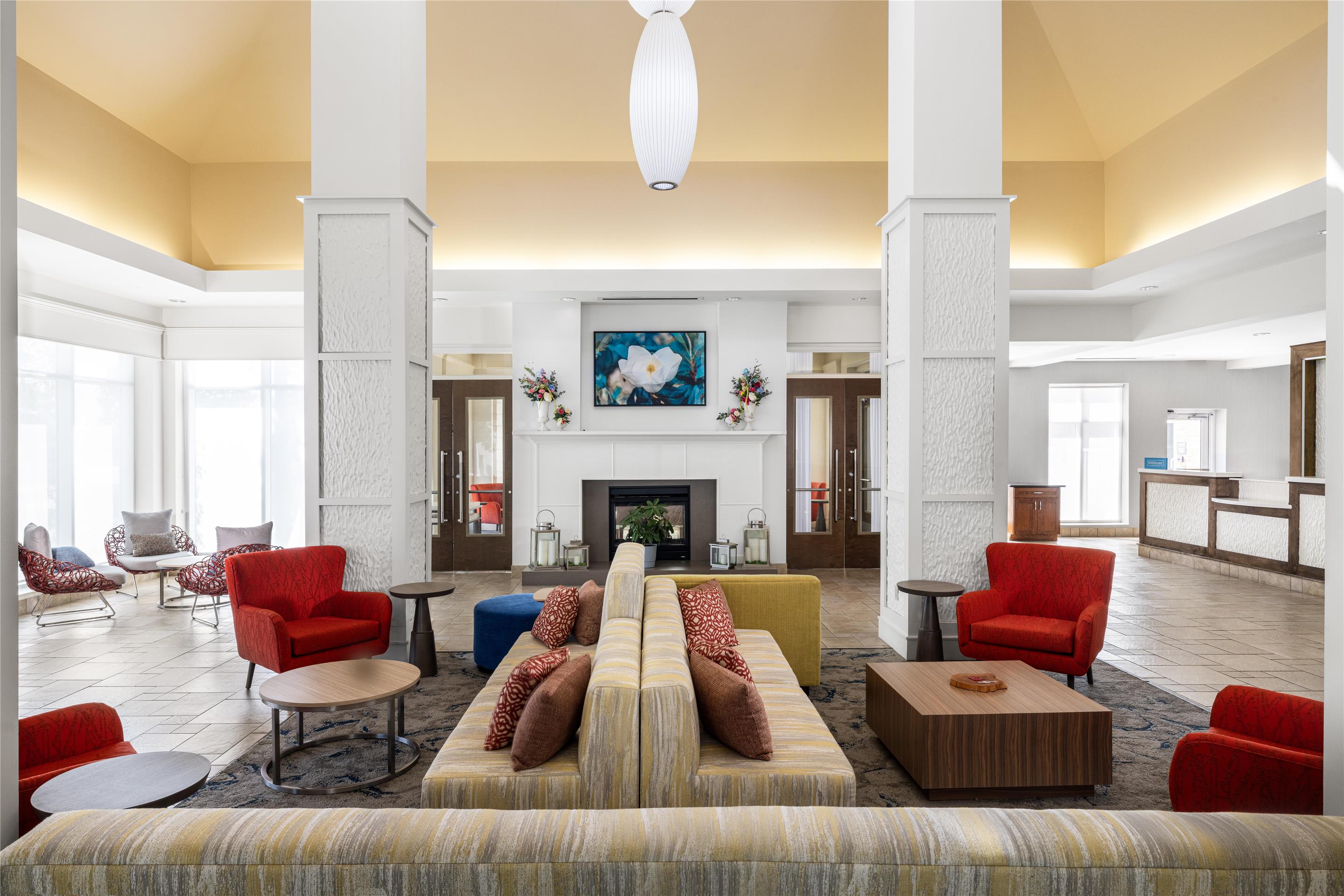 Lobby | Hilton Garden Inn Pascagoula