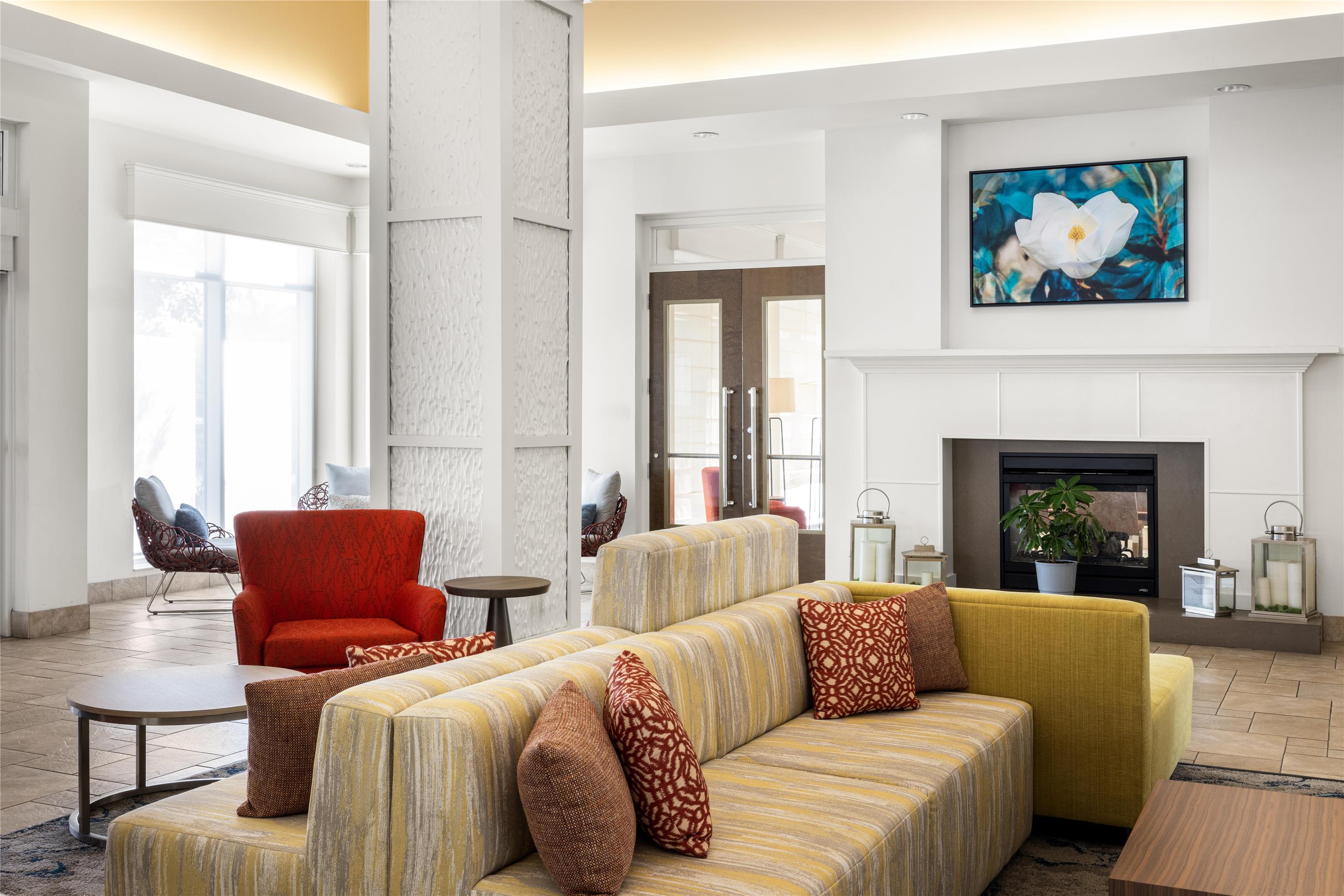 Lobby | Hilton Garden Inn Pascagoula
