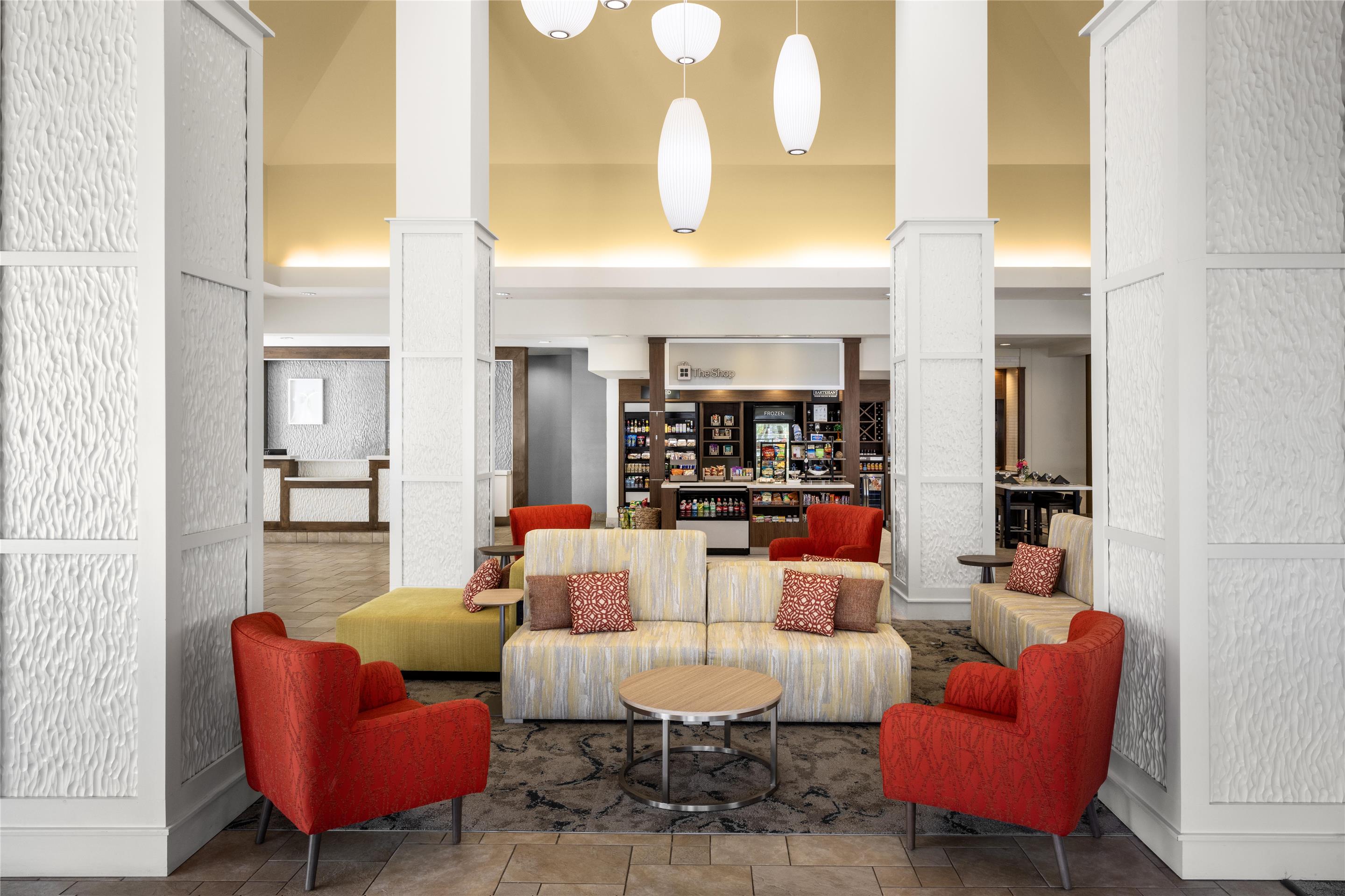 Lobby | Hilton Garden Inn Pascagoula