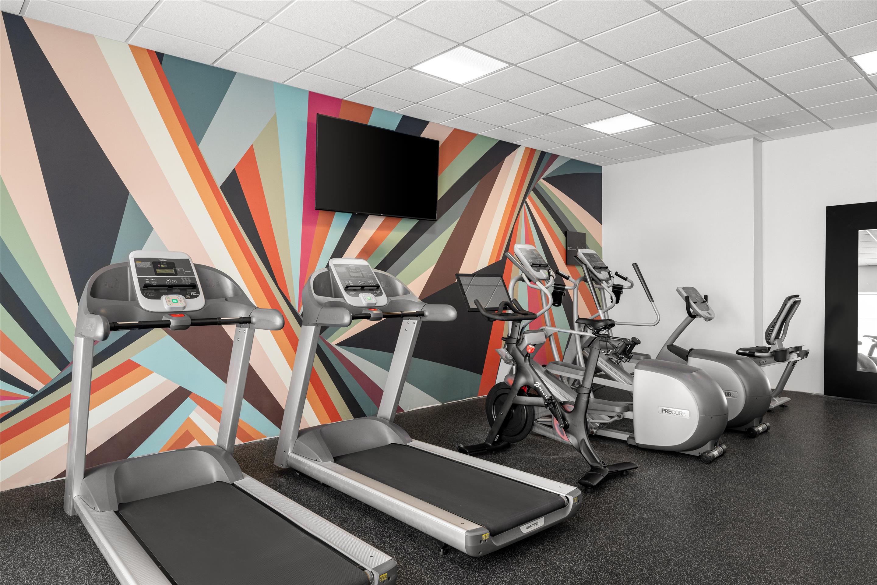 Health club fitness center gym | Hilton Garden Inn Pascagoula