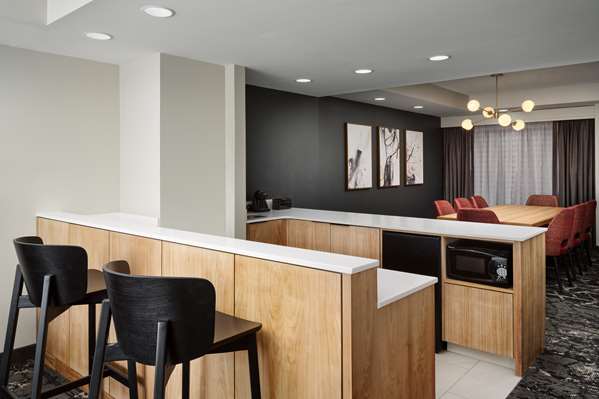  - Embassy Suites Hampton