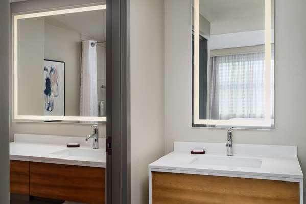  - Embassy Suites Hampton