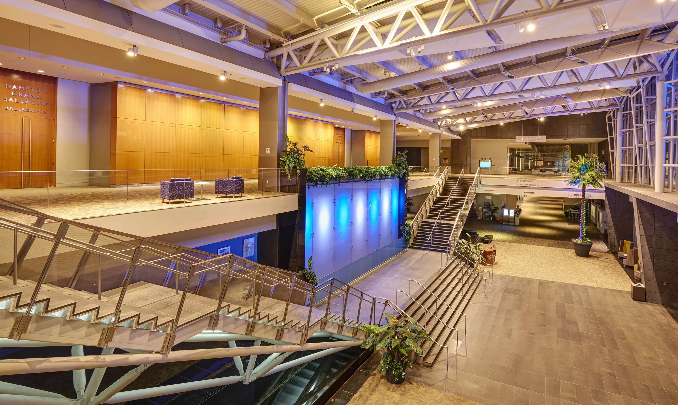 Meeting Room | Embassy Suites by Hilton Hampton Convention Center