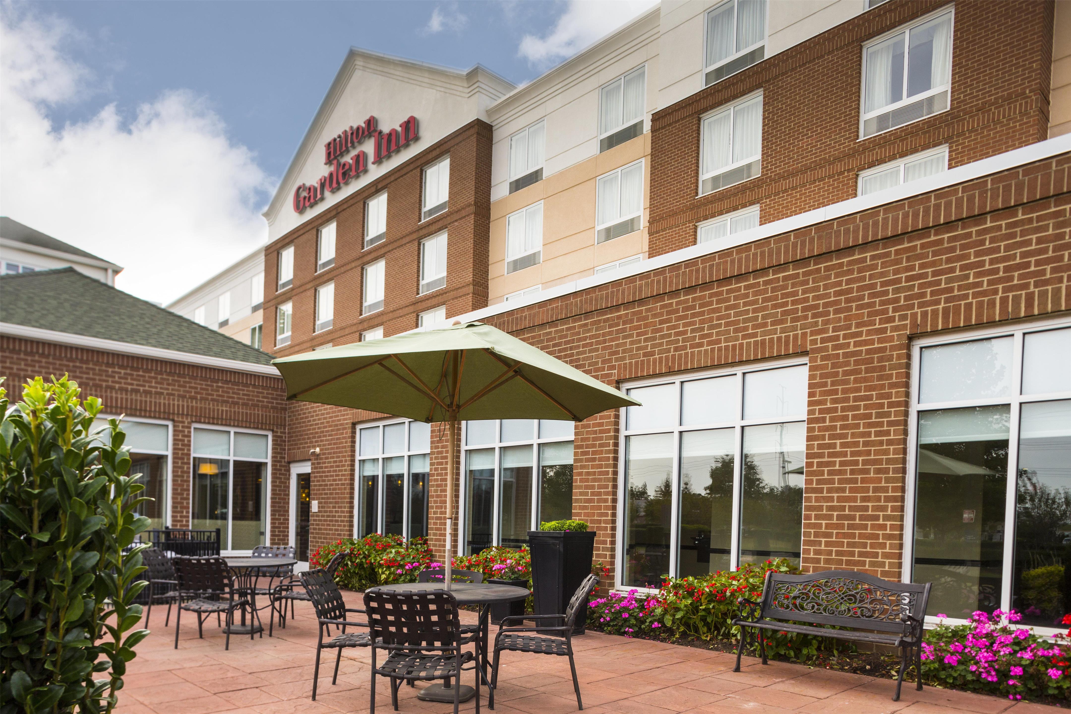 Exterior | Hilton Garden Inn Hampton Coliseum Central