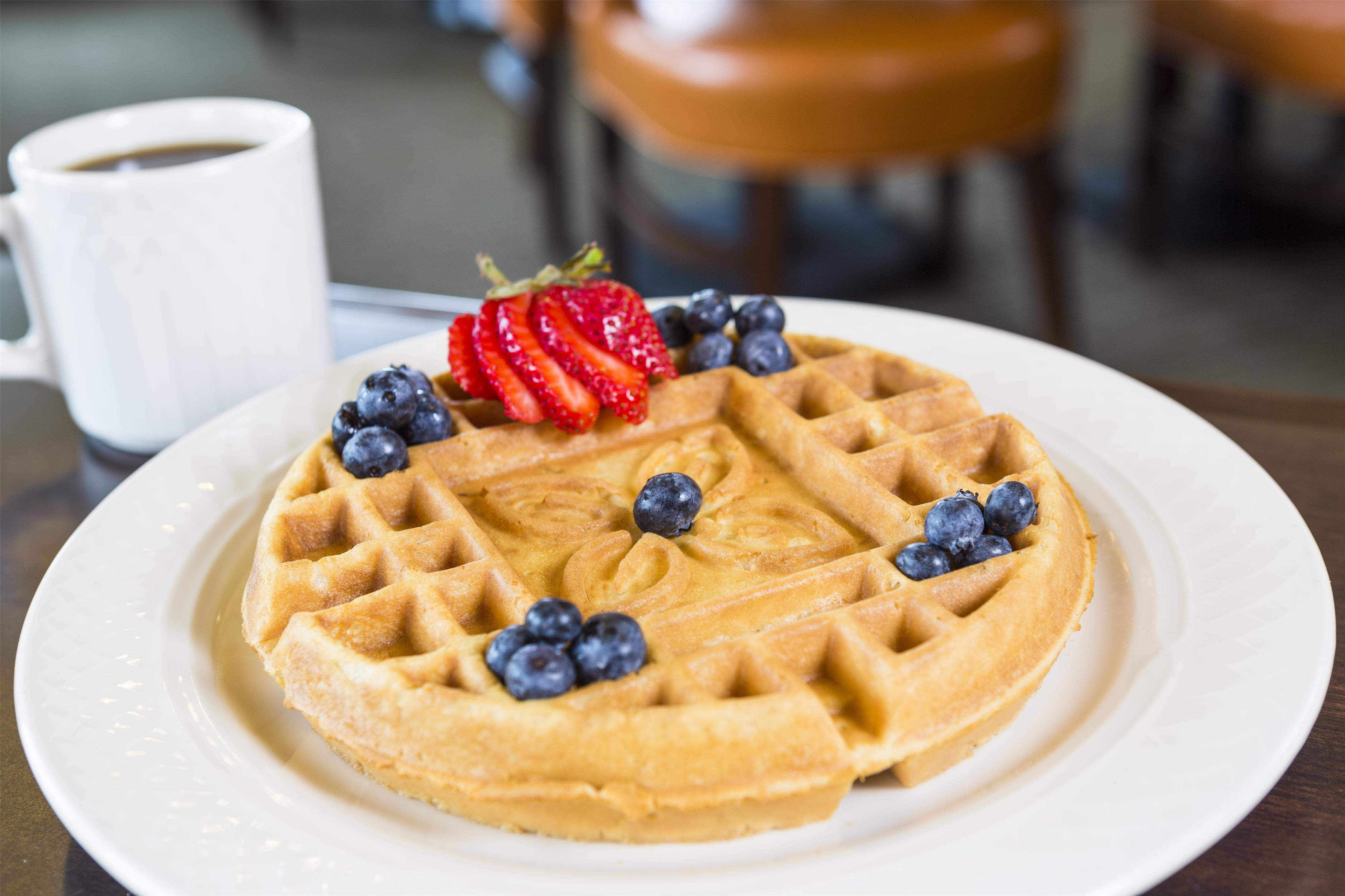 Restaurant | Hilton Garden Inn Hampton Coliseum Central