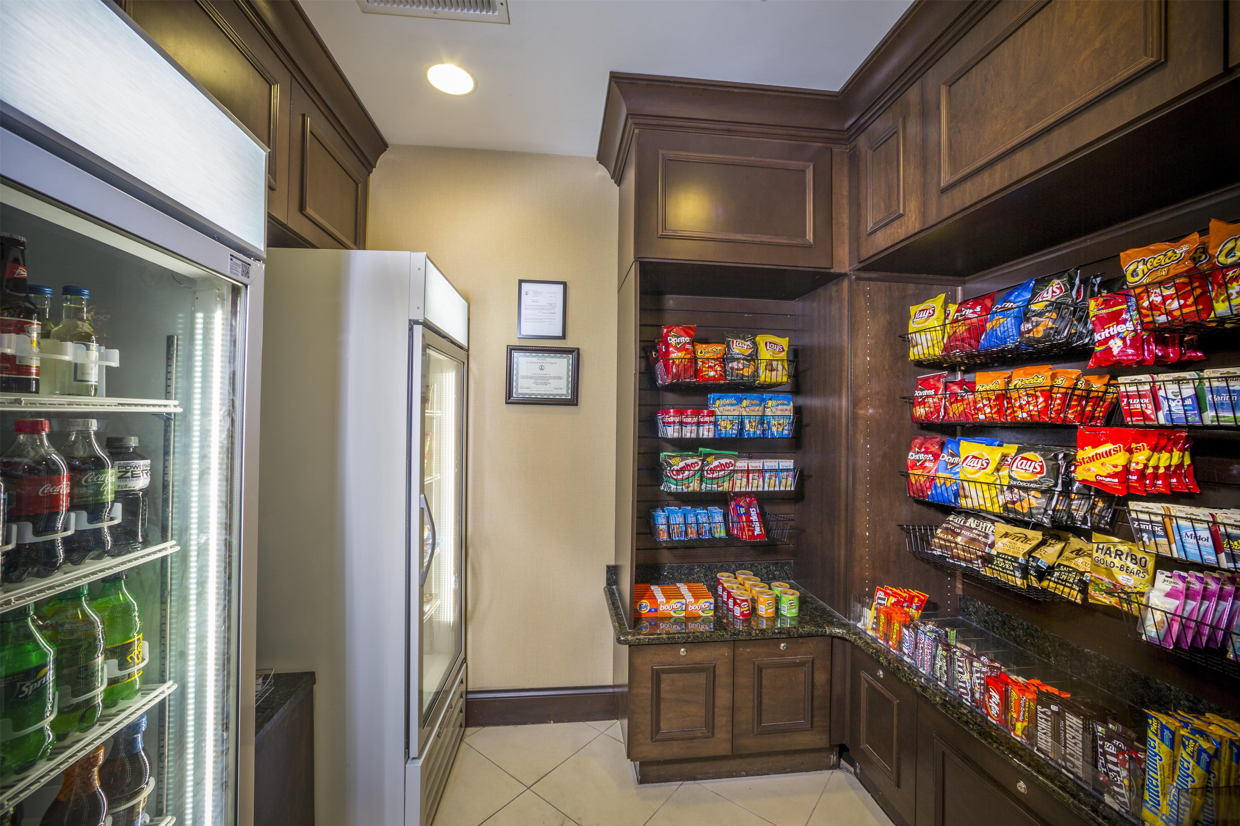 Restaurant | Hilton Garden Inn Hampton Coliseum Central