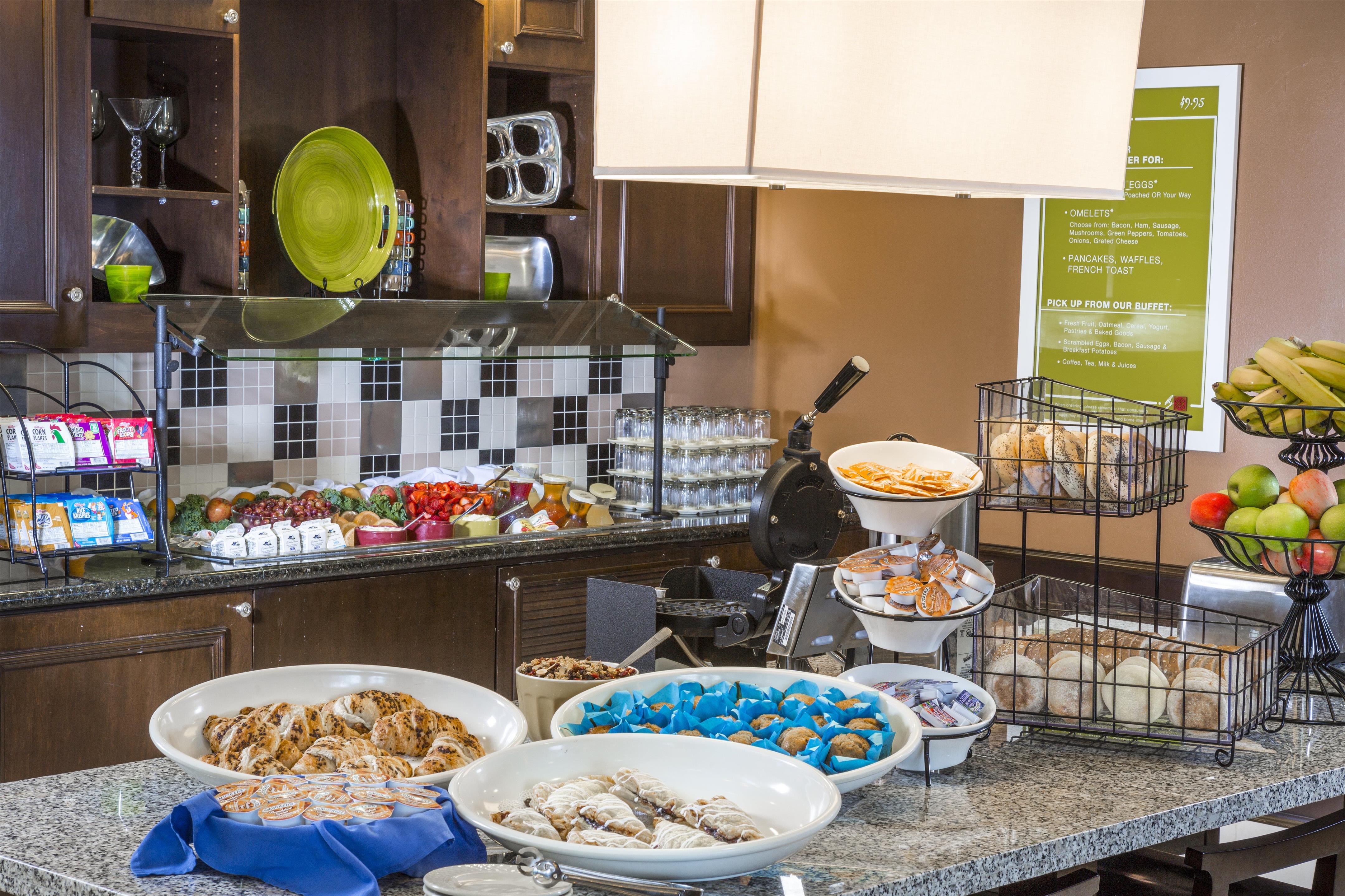Restaurant | Hilton Garden Inn Hampton Coliseum Central