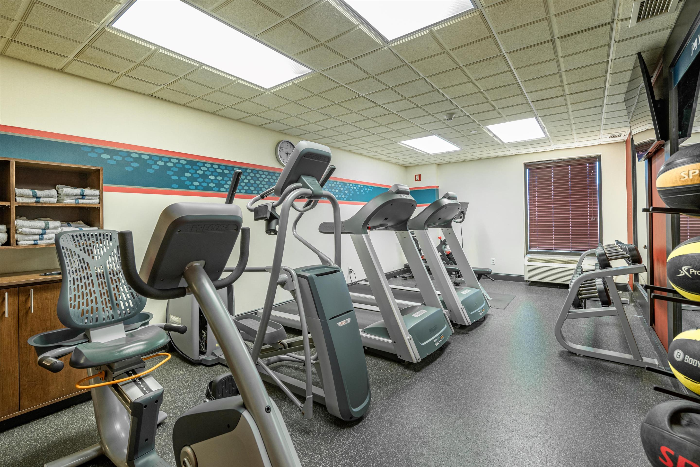 Health club fitness center gym | Hampton Inn Newport News-Yorktown