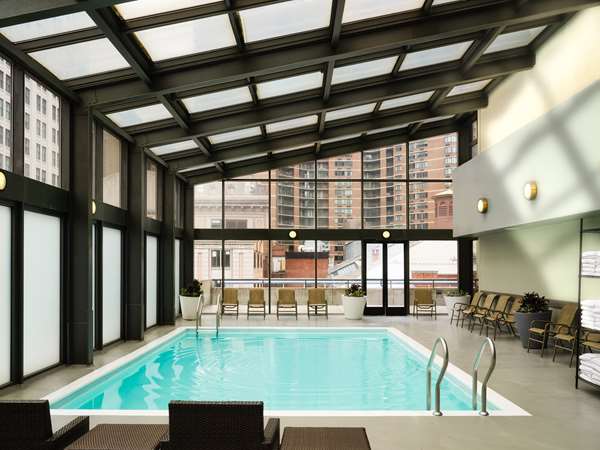 Pool - DoubleTree by Hilton Hotel Philadelphia