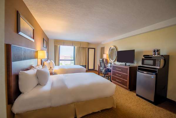  - DoubleTree by Hilton Airport Philadelphia - I-95, Exit 13 & 15