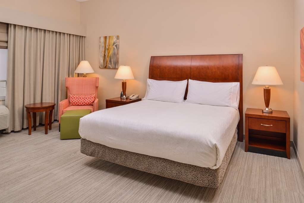 Hilton Garden Inn Dover - Tap to explore photos